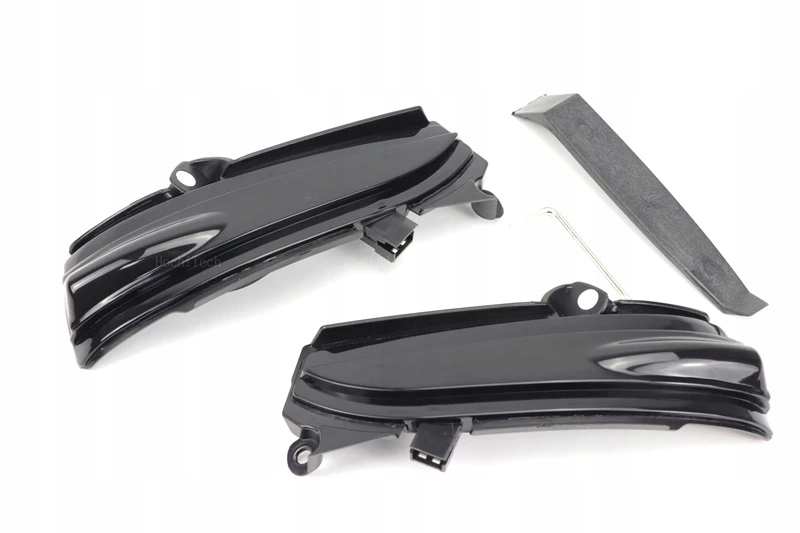 FORD MONDEO MK5 14-19 DYNAMICZNE KIERUNKOWSKAZY W LUSTERKA Kolor klosza dymiony