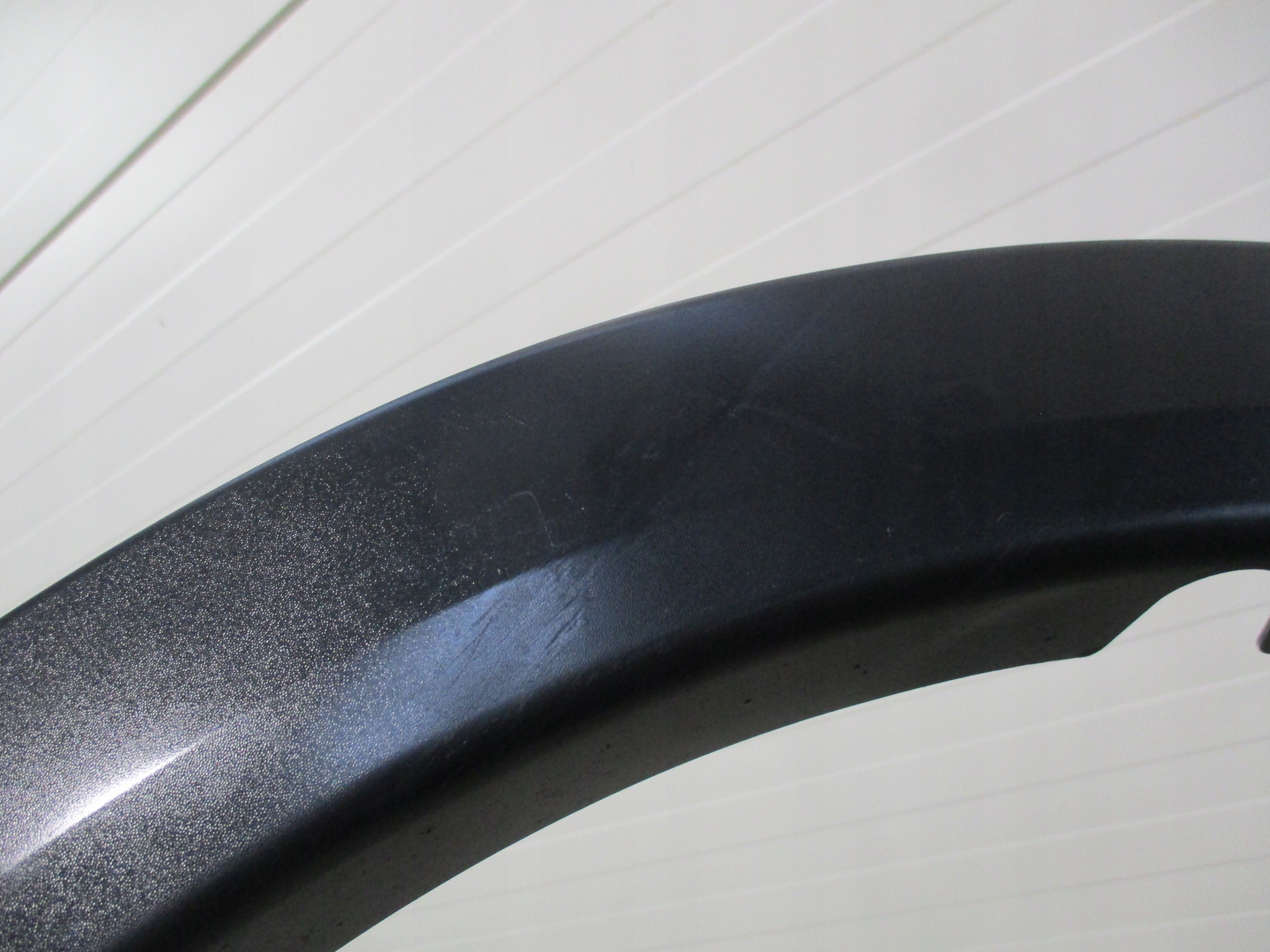 modanatura parafango sinistra posteriore posteriore Mitsubishi Eclipse Cross 18r- 7400A511