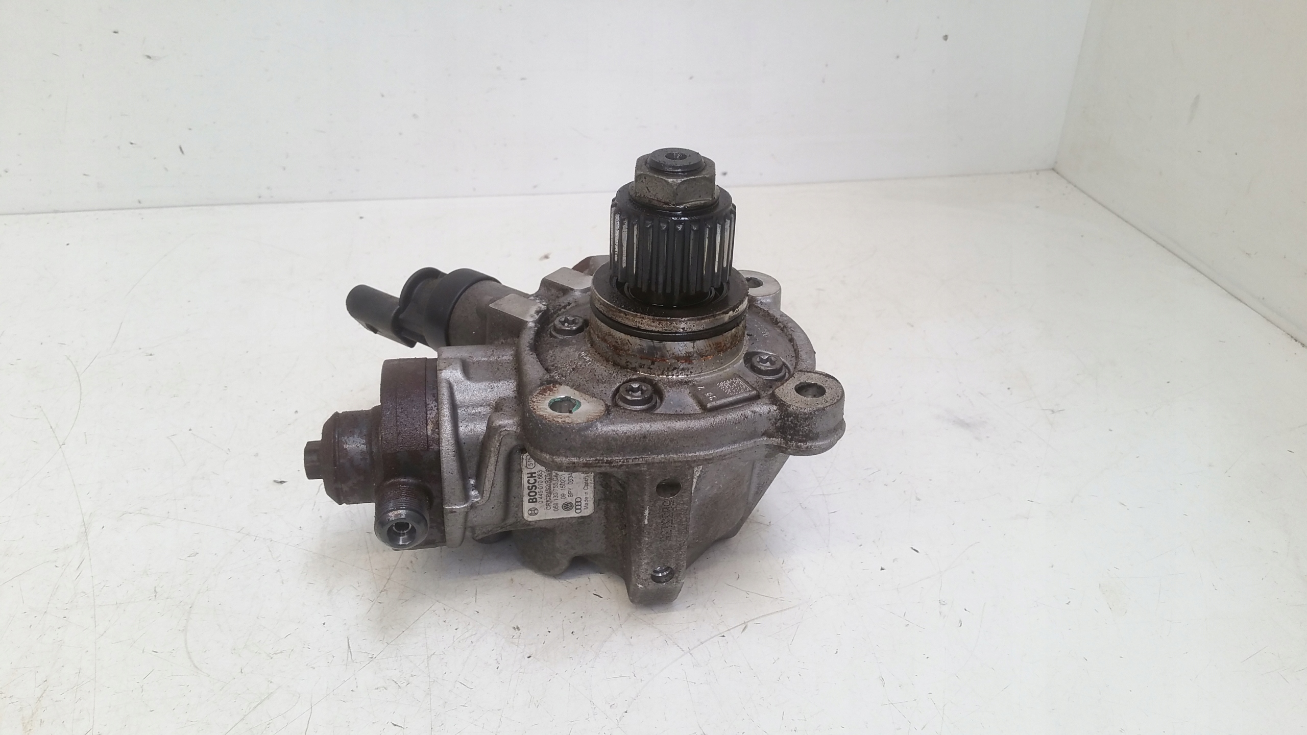 injection pump 059130755CA AUDI A4 B8