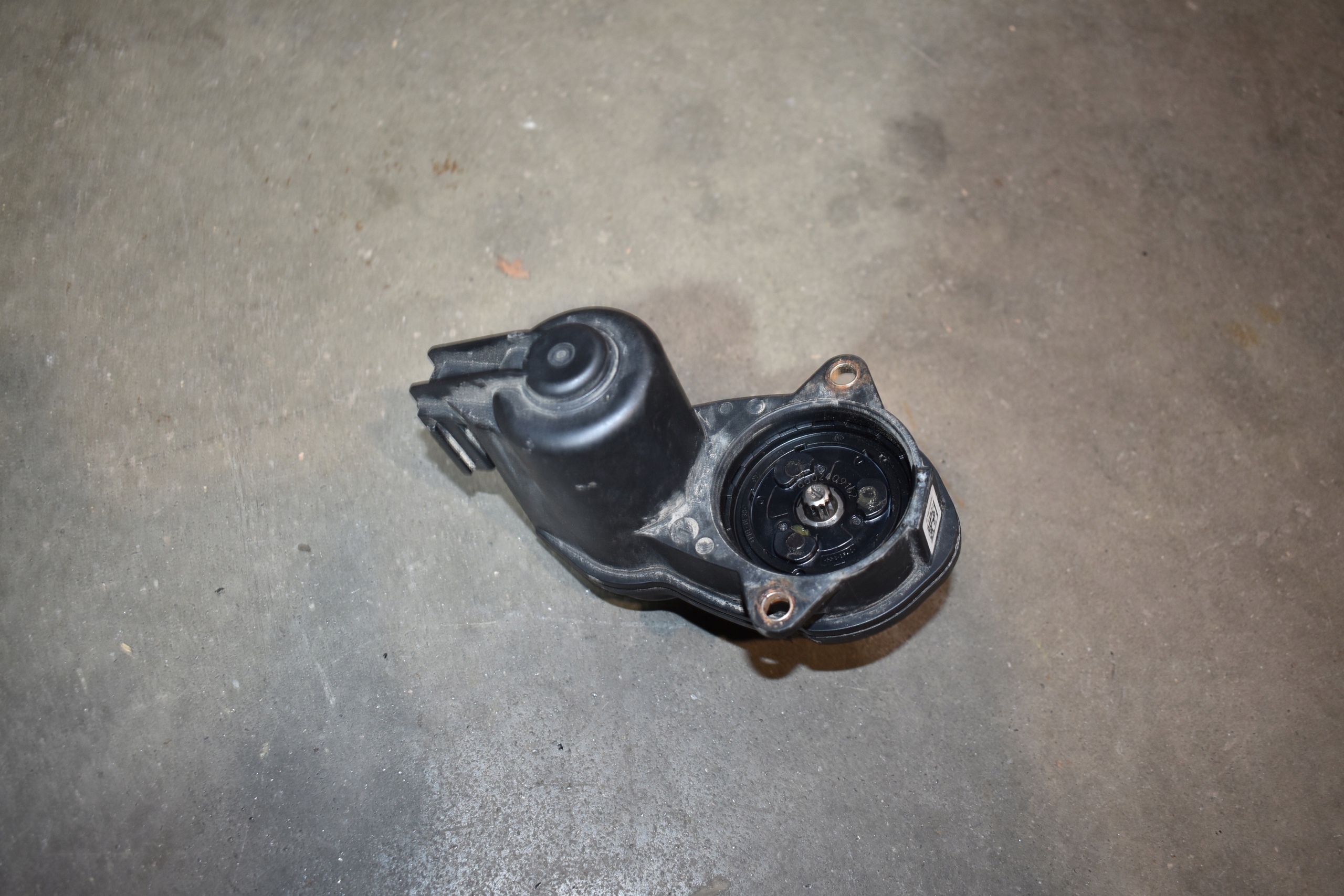 IDEALNY mini motor electric brake left LAMBORGHINI URUS 1