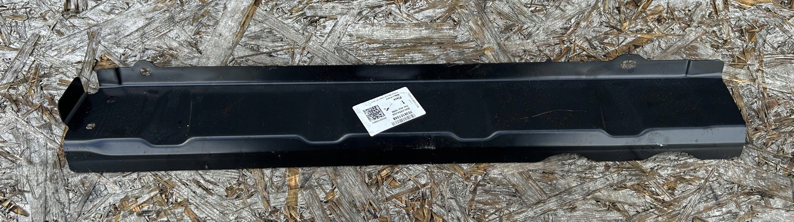 Poignée POSZYCIA Aile Droite VW CRAFTER II 7C3810124B