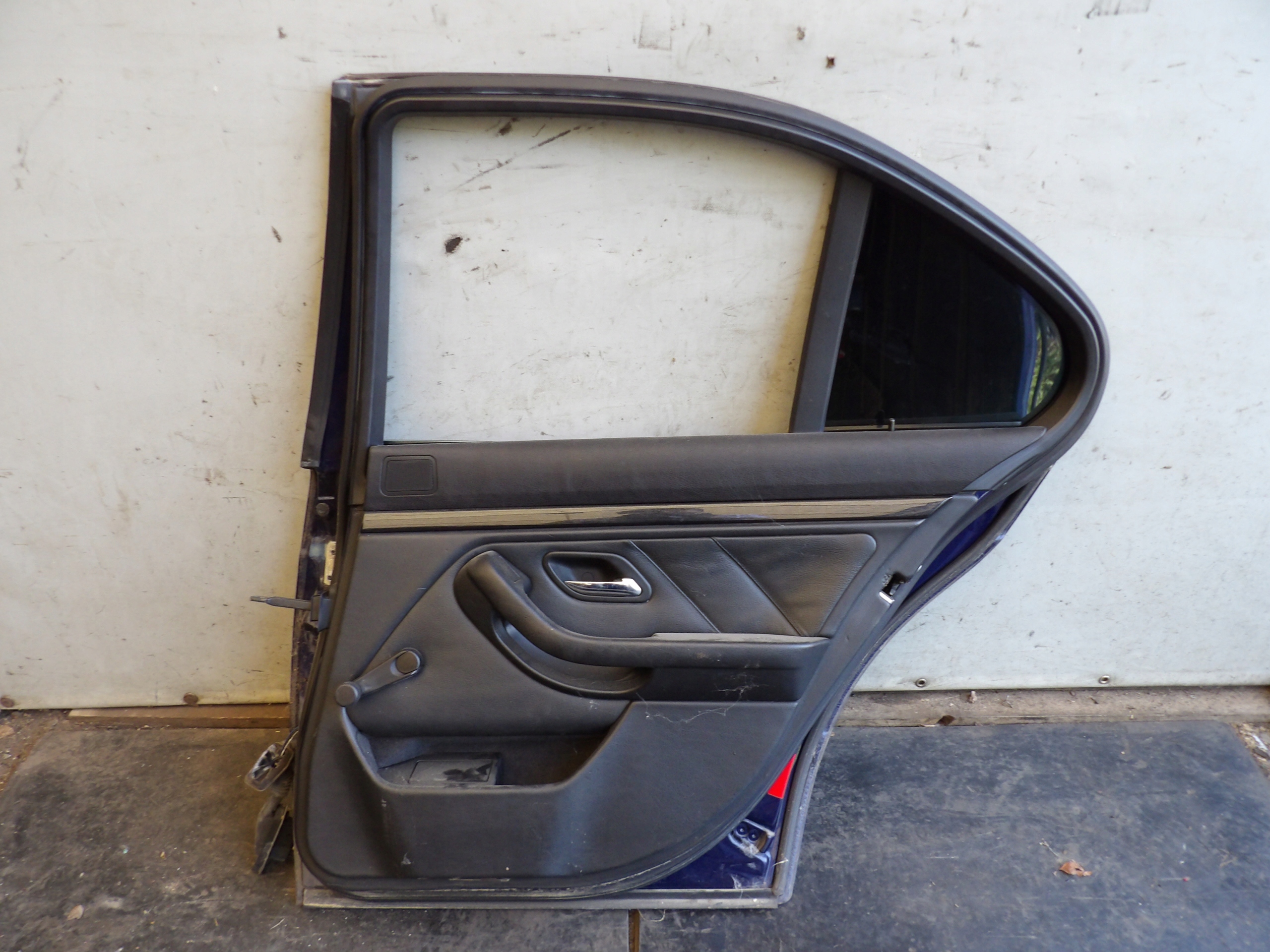 BMW E39 Tür hinten rechts Sedan