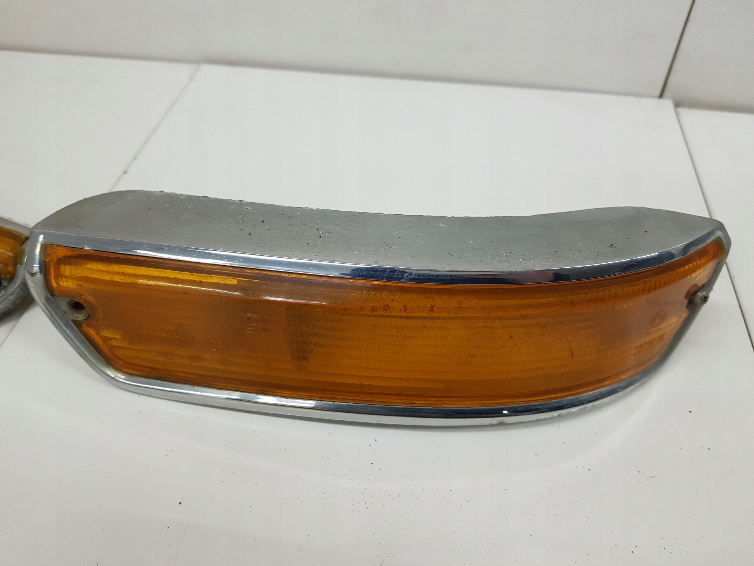 KIERUNKOWSKAZY KOMPLET BMW E10 1602