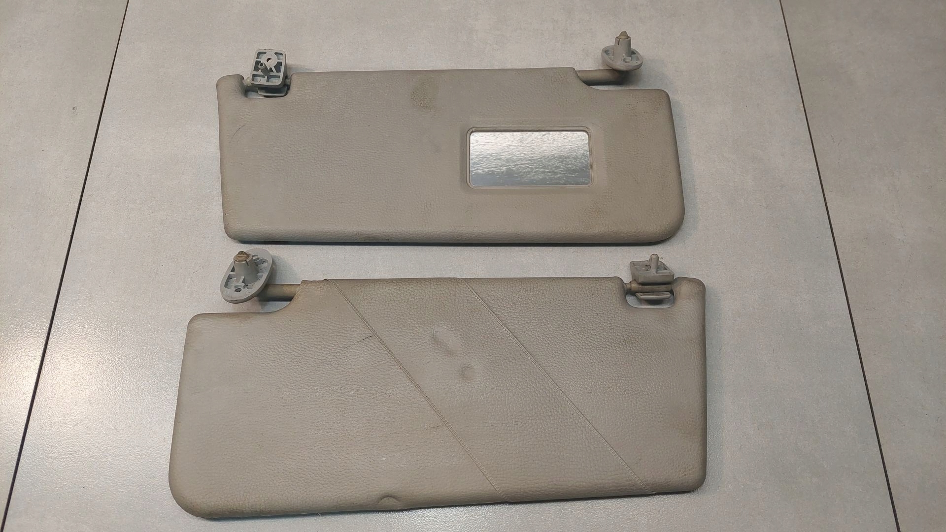 Blende Abdeckung PRZECIWSLONECZNA ROVER 400 1.6