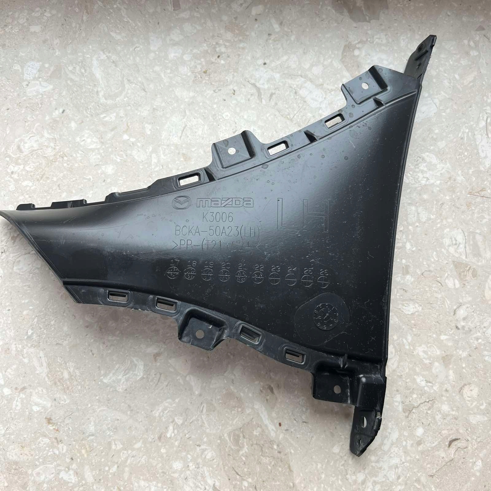 MAZDA III 3 air duct air line intake left BCKA-50A23