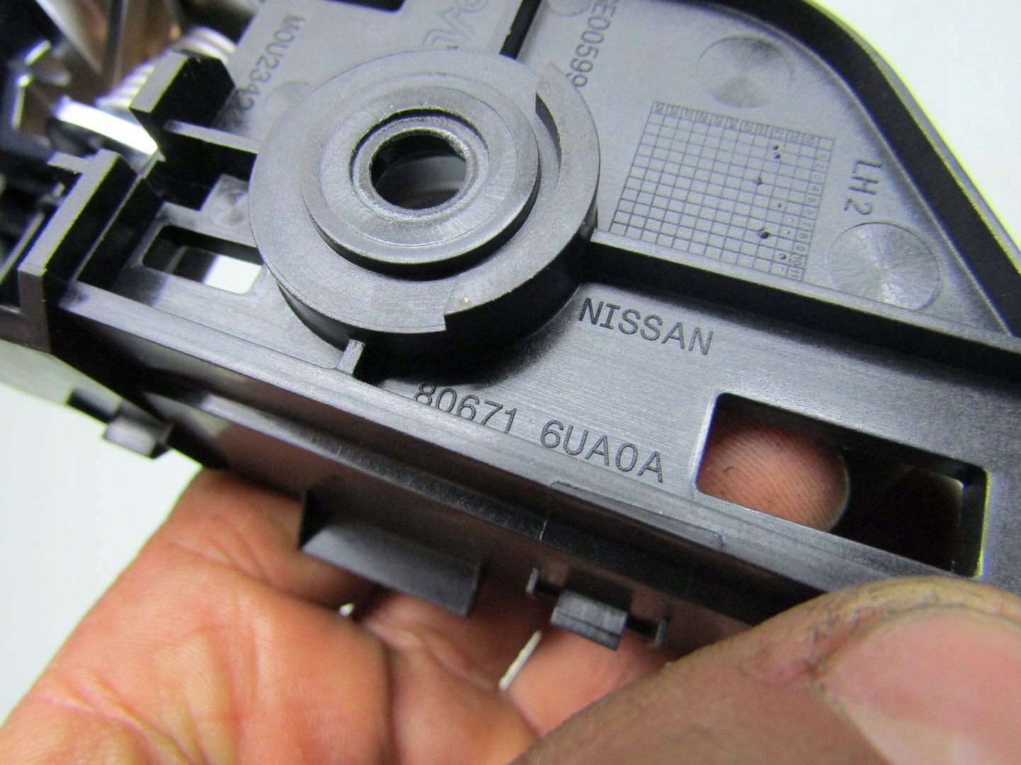 QASHQAI III J12 21R KLAMKA LEWA PRZEDNIA WEWNETRZN Catalog number for substitute 80671 6UA0A LEWY PRZOD WEWNETRZNA