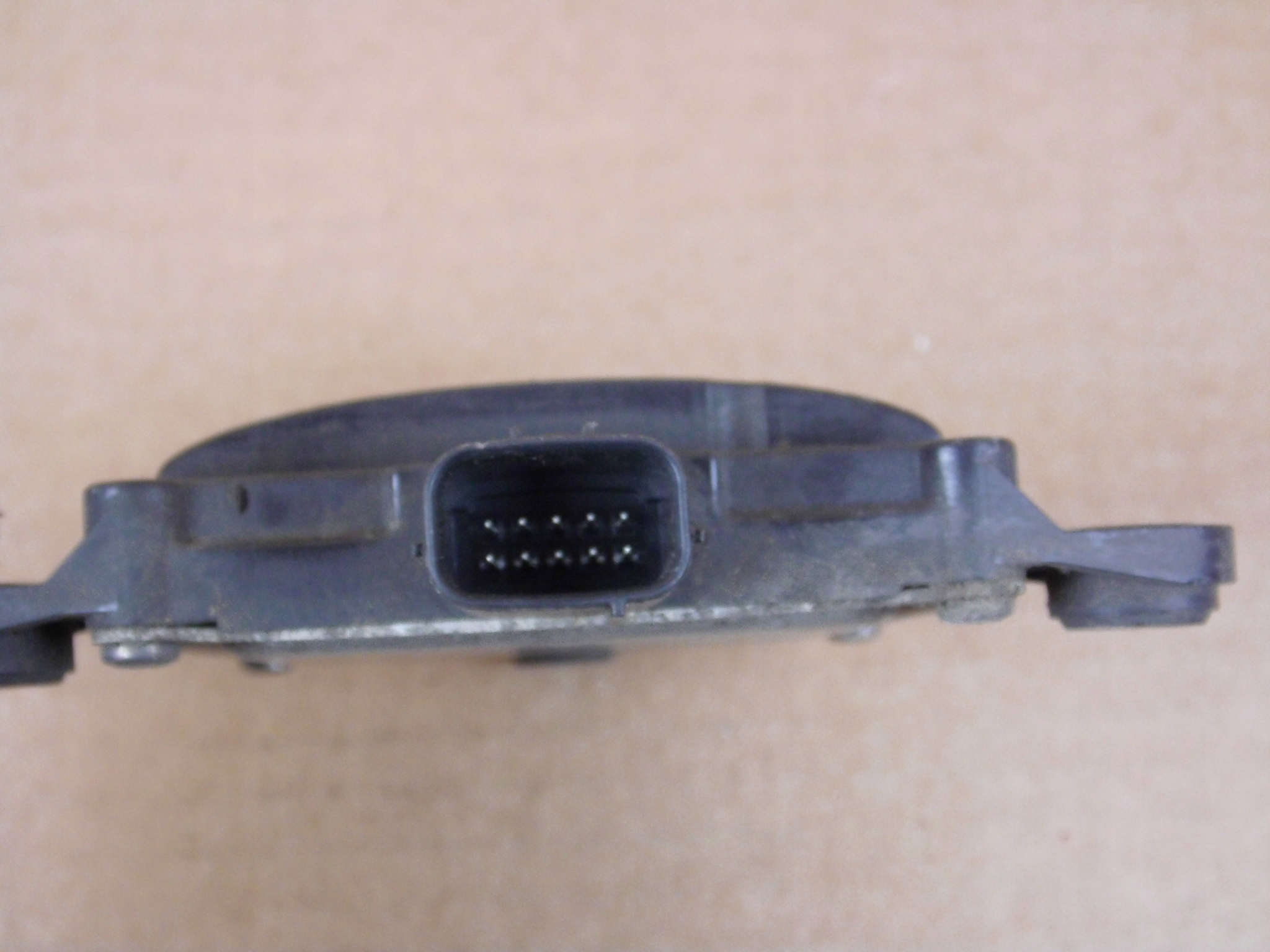 Toyota Corolla E21 KOMBI sensor Sensor martwego pola punktu 8816202040
