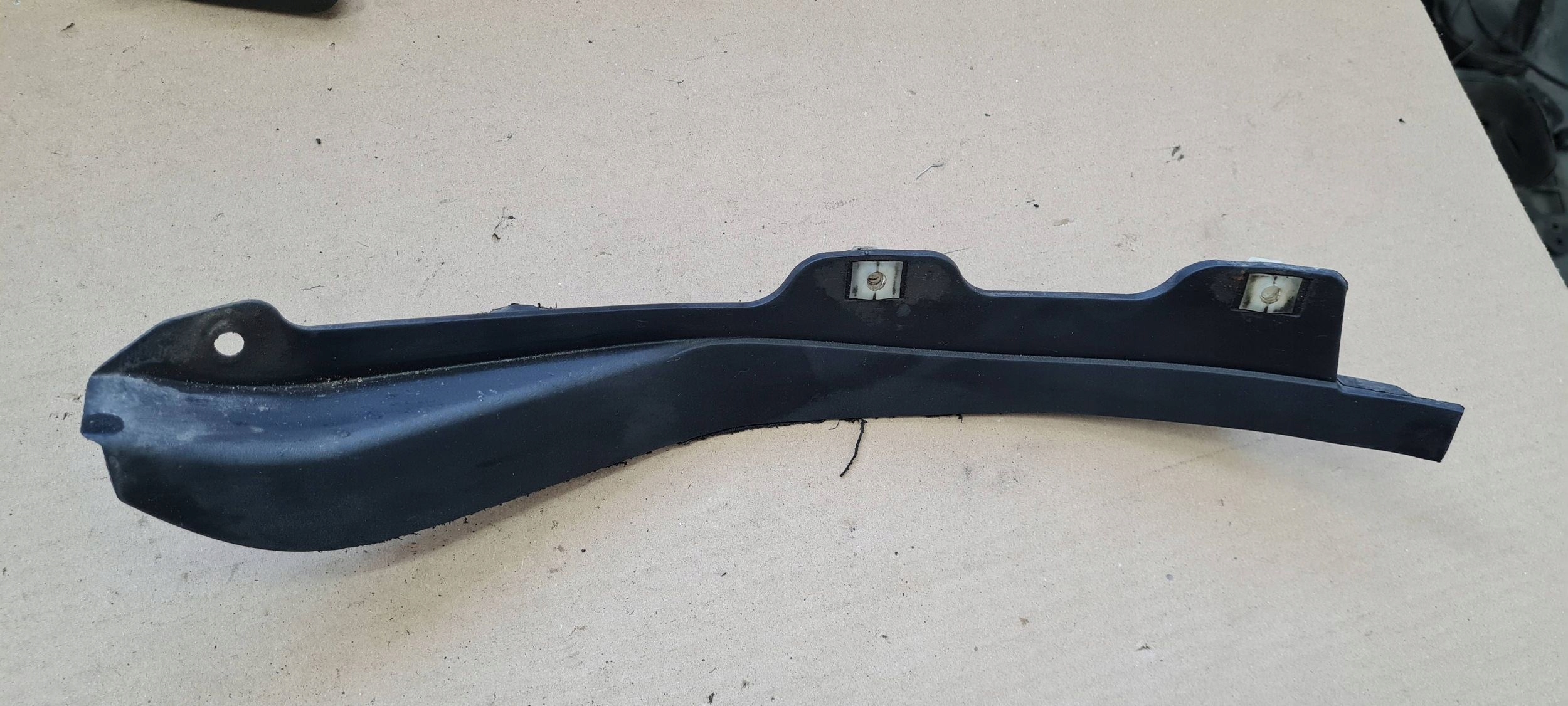 A5 8T LIFT spoiler mudguard flap NADKOLA front left front 8T0853887F