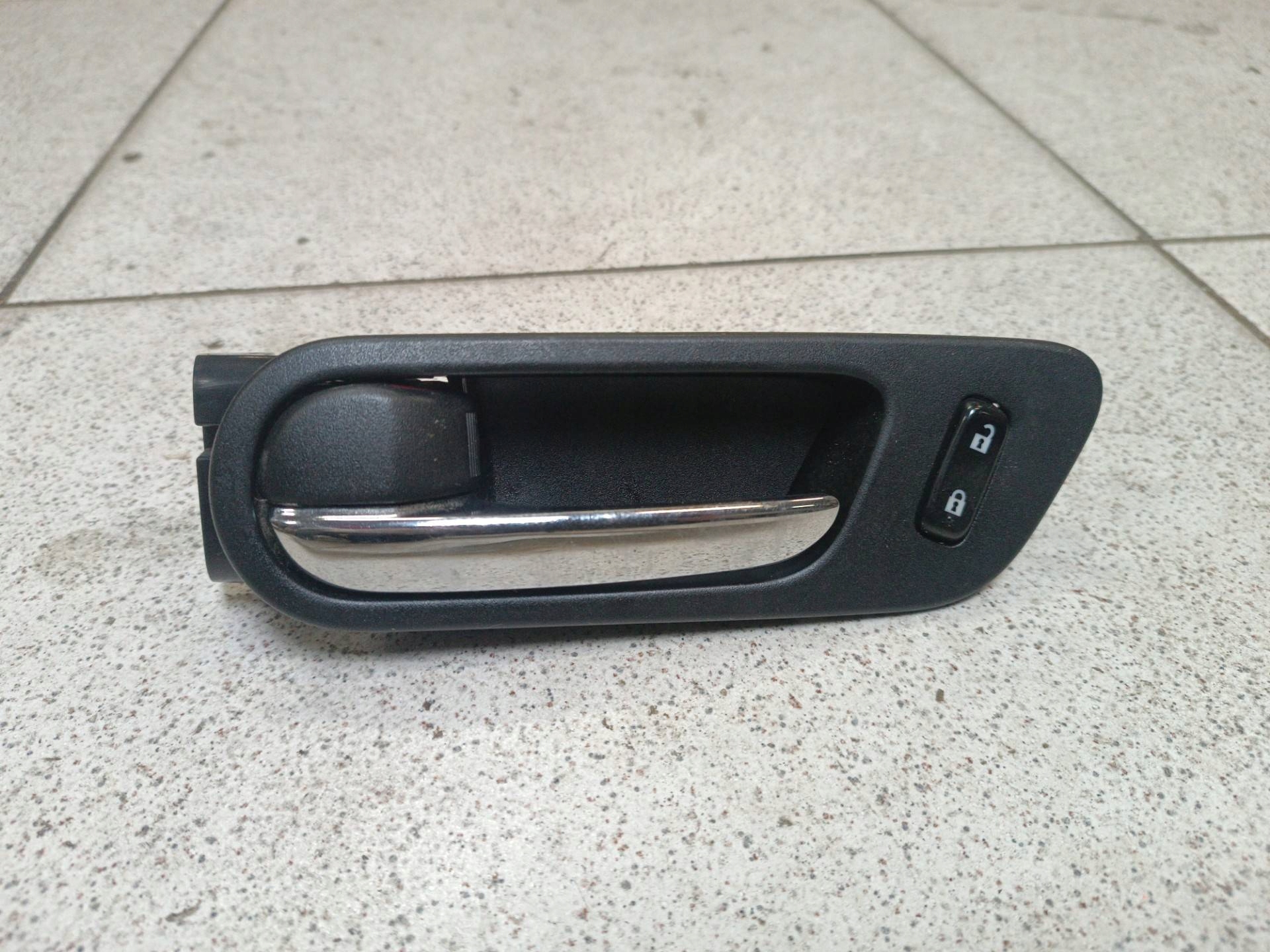 Türgriff innen vorne links Seite Mazda CX-9 facelift 2010