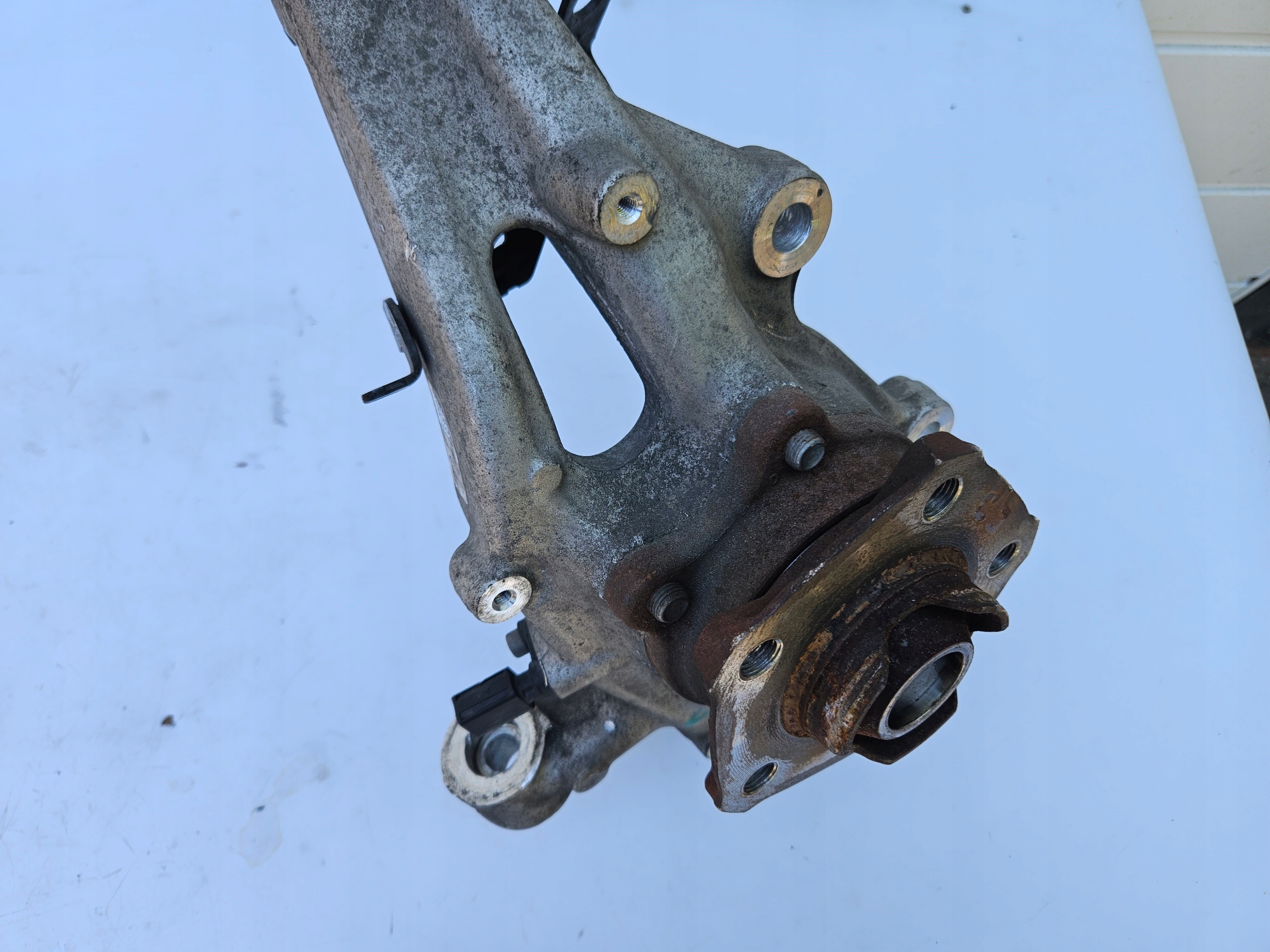 otoč levá přední levá předek AUDI A4 B9 A5 8W