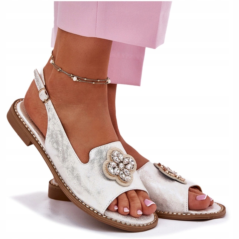 Dámské Sandály S Plochým Podpatkem, Ozdobný Detail S.barski KV51-080 Stříbrné 36