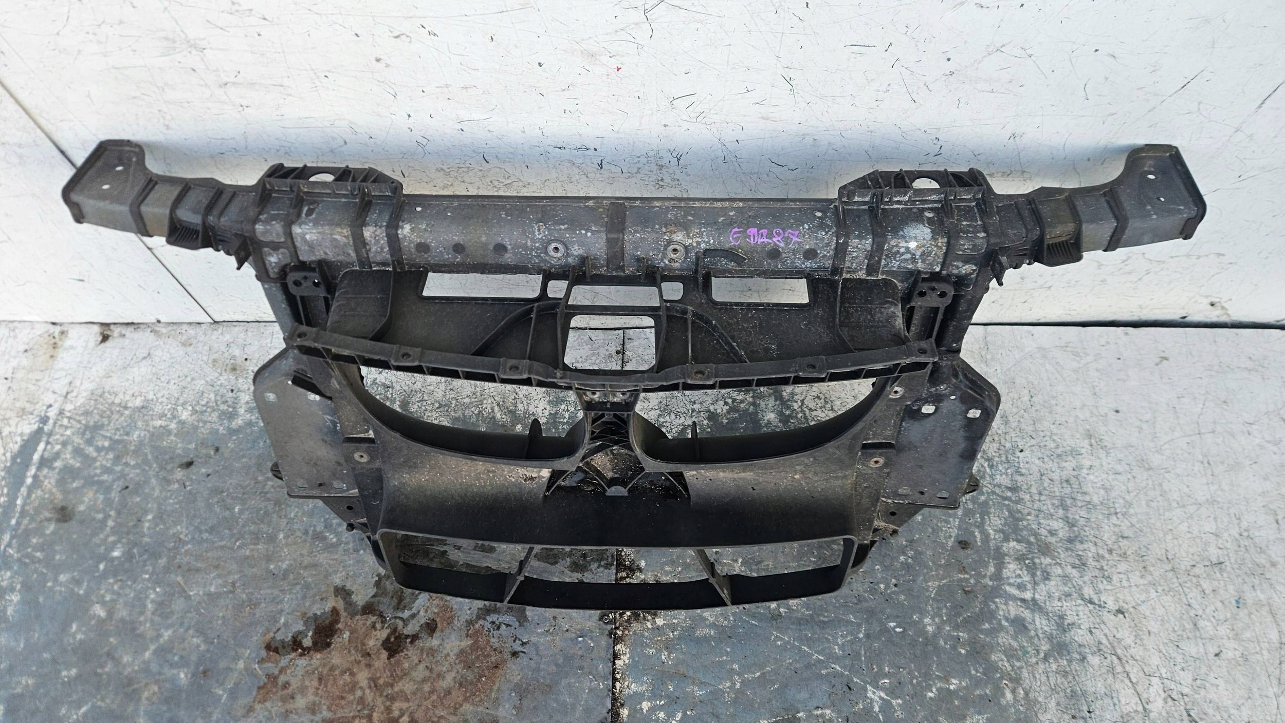 BMW 1 E81 E87 Schlossträger Versteifung