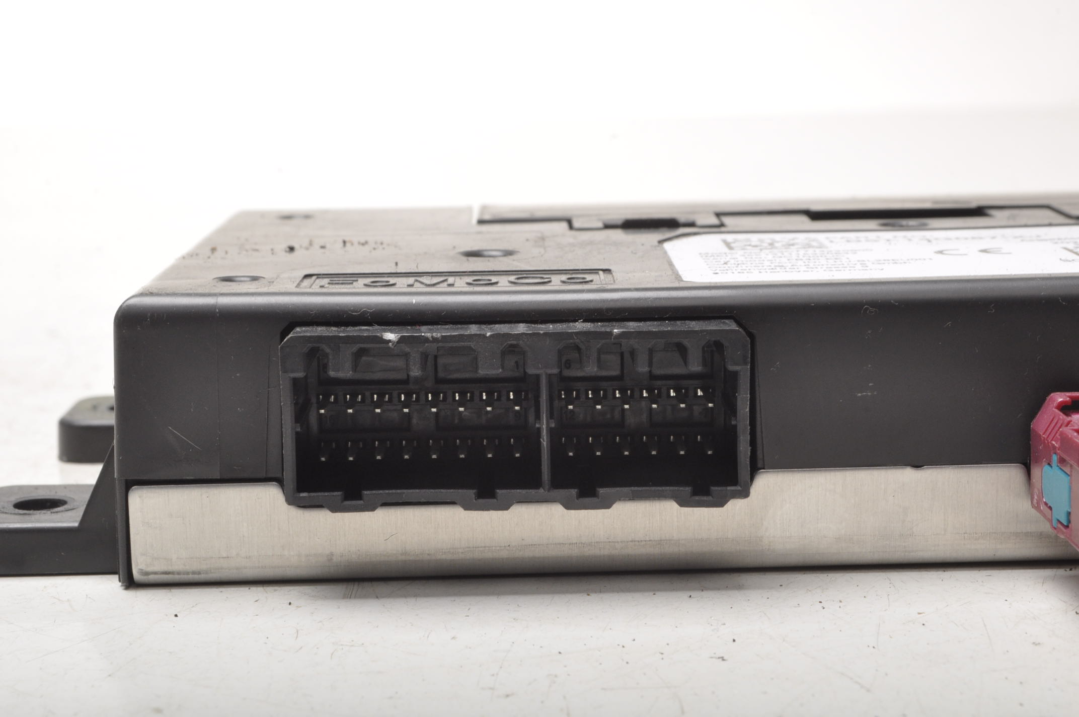 FORD PUMA MK2 MODUŁ BLUETOOTH LB5T-14G087-XJ 21R Producent części Ford OE