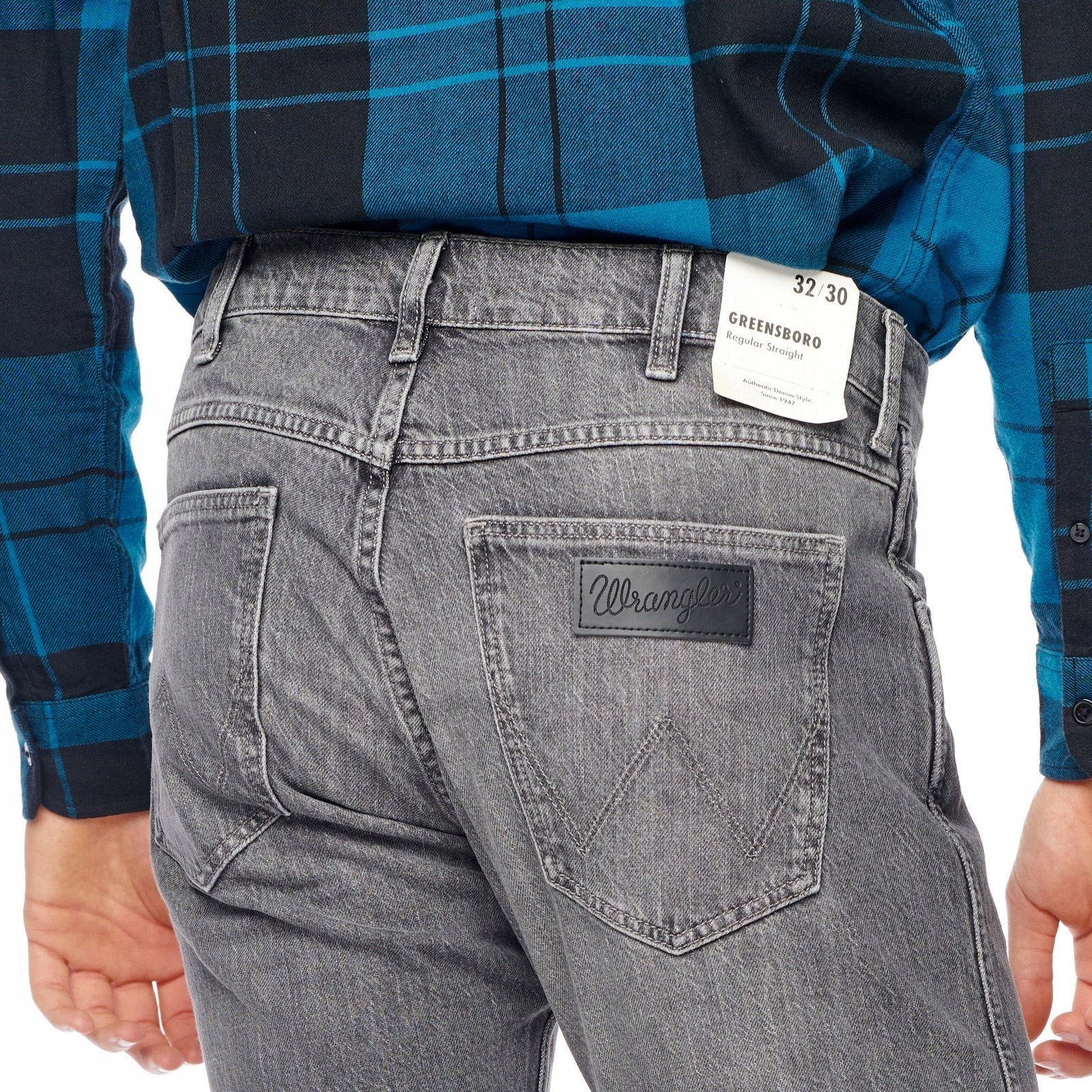 Męskie jeansy proste Wrangler Greensboro Pitch Grey W15QP415D 40/30