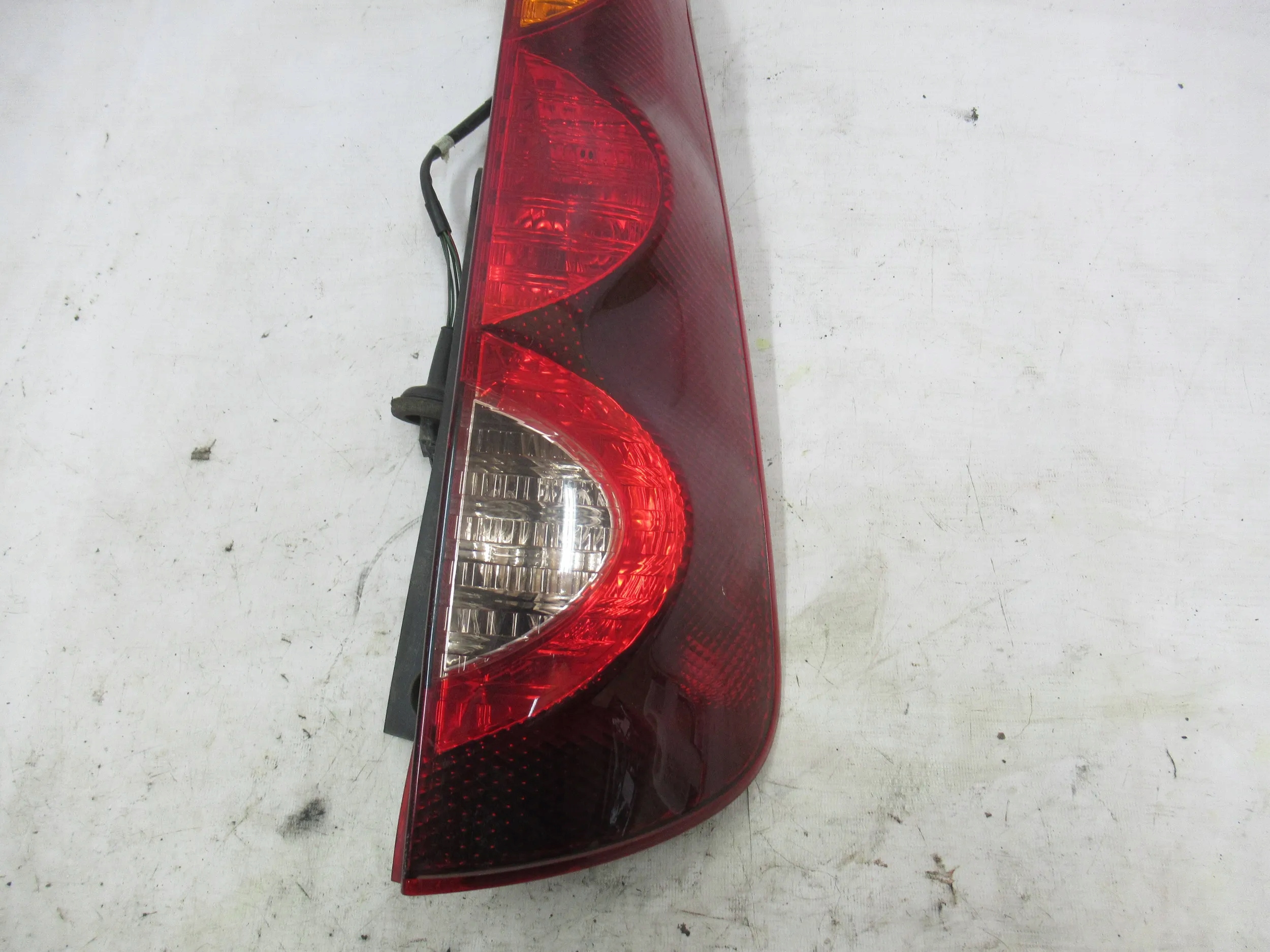 light rear right NISSAN NOTE LIFT 09
