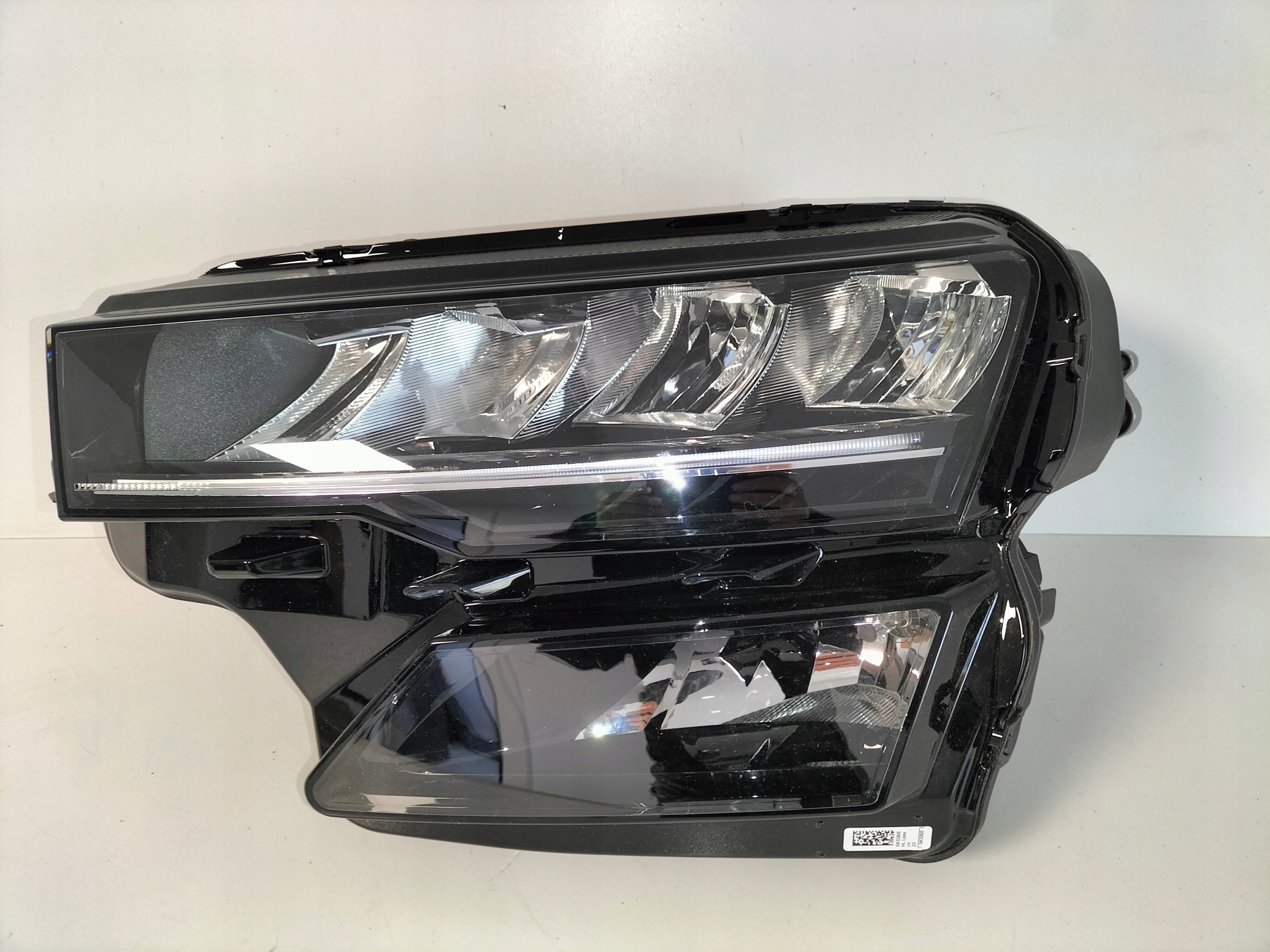 light front reflektor left SKODA KAROQ LIFT 21