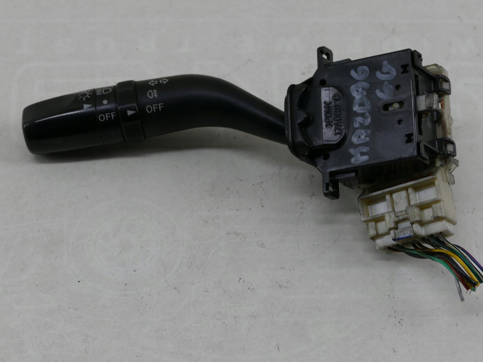 Bouton Indicateurs de direction MAZDA 6 17A089C