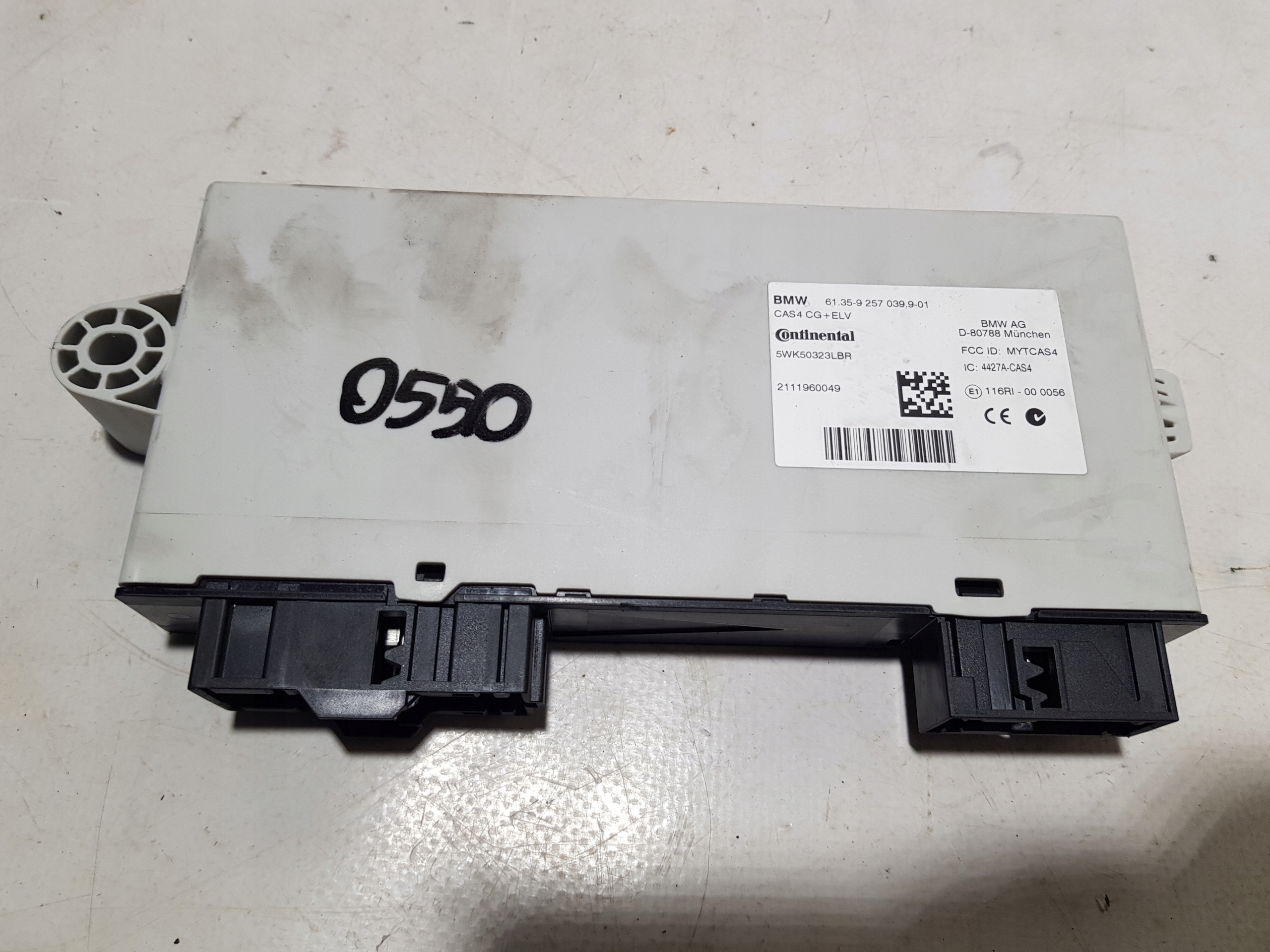 BMW F10 F11 module control unit CAS 9257039