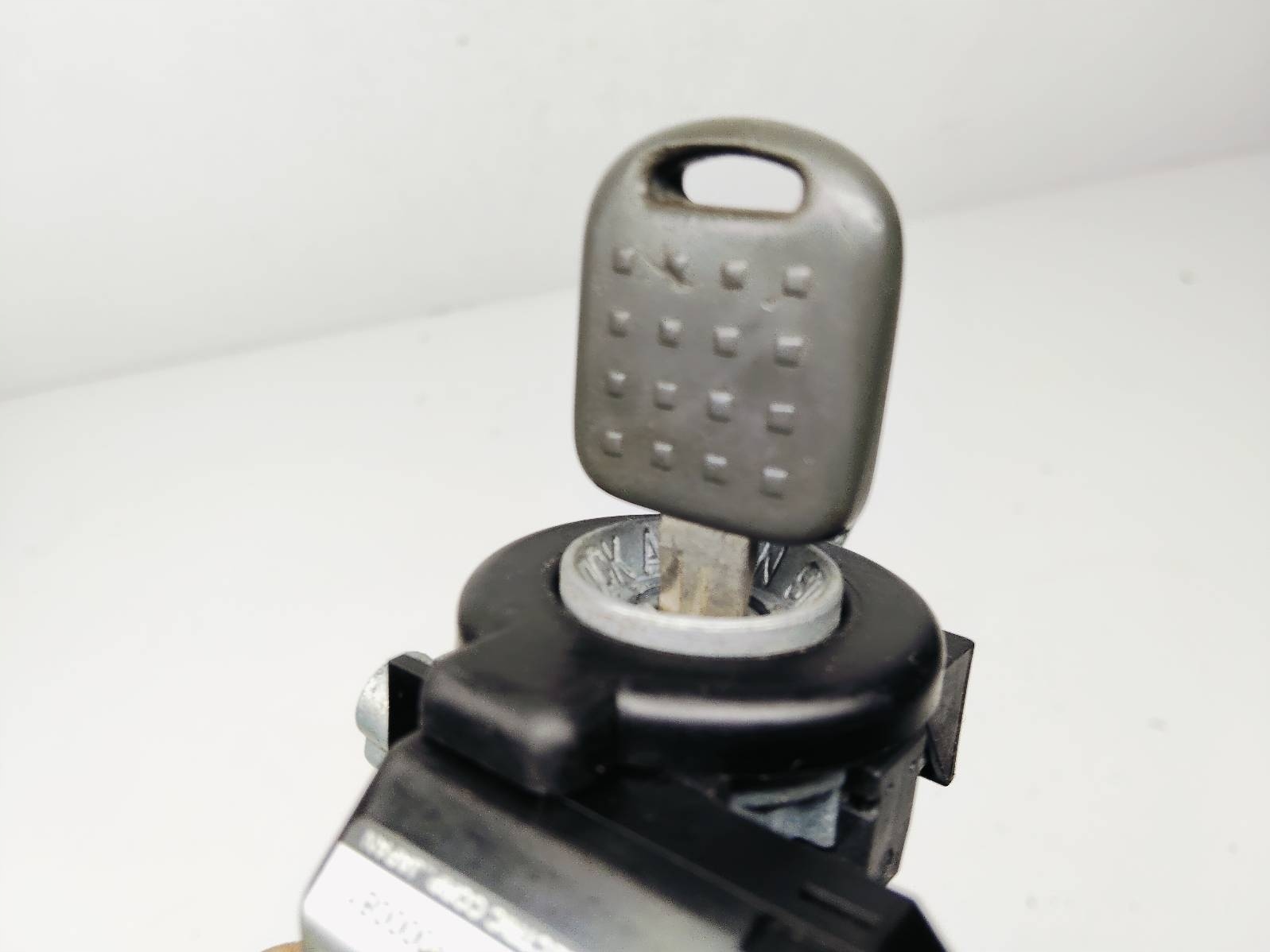 ignition SUZUKI IGNIS 1.3 16V 33970-80G01 europa