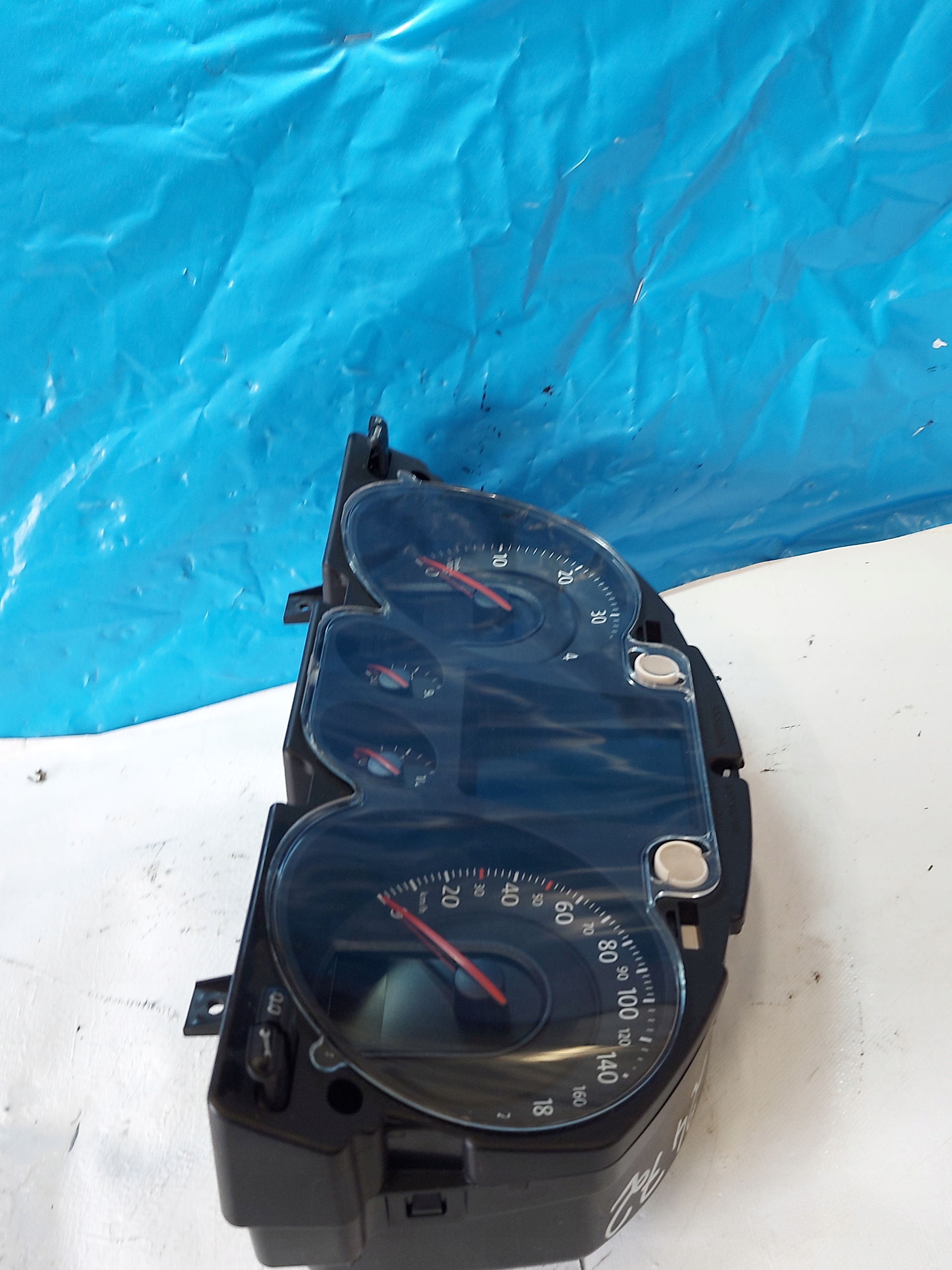 dials clock PASSAT B6 2.0 TDI 3C0920871