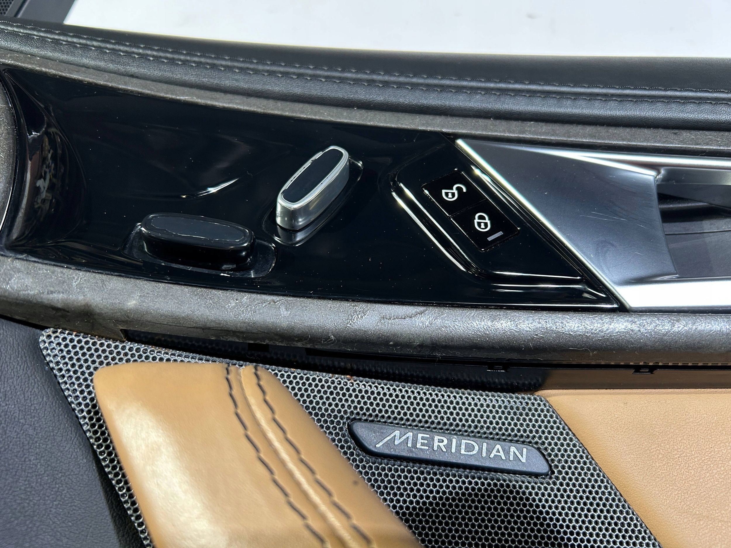 side door right right upholstery side Jaguar F-Type x152 2013r