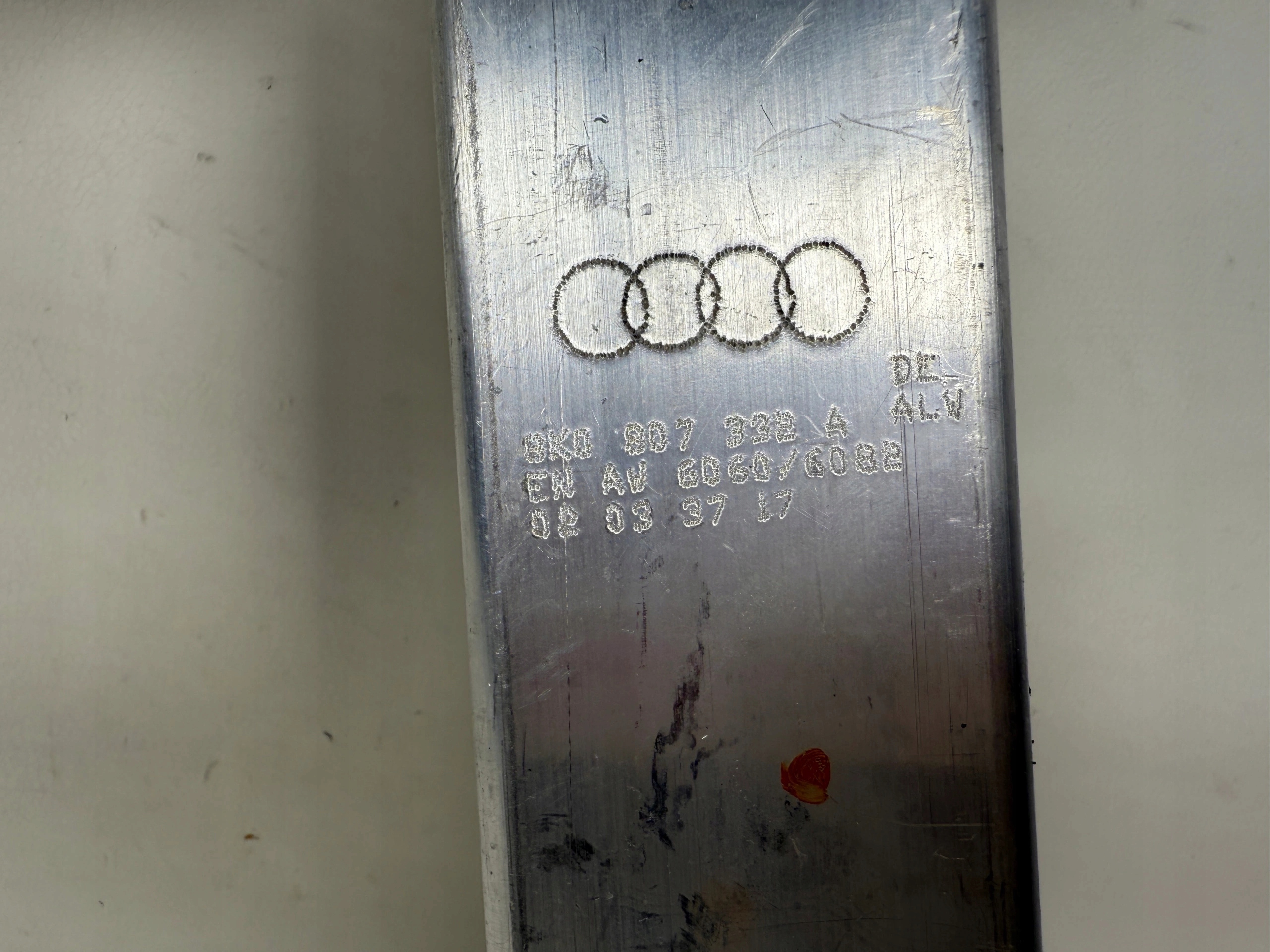 Audi A4 8K beam tip rear part 8K0807332