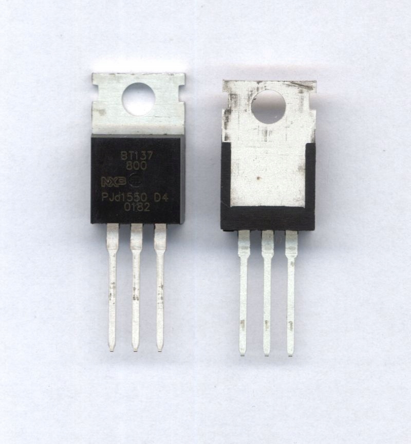 BT137-800E 8A 800V 35mA TO-220 METAL WEEN NXP TRIAK