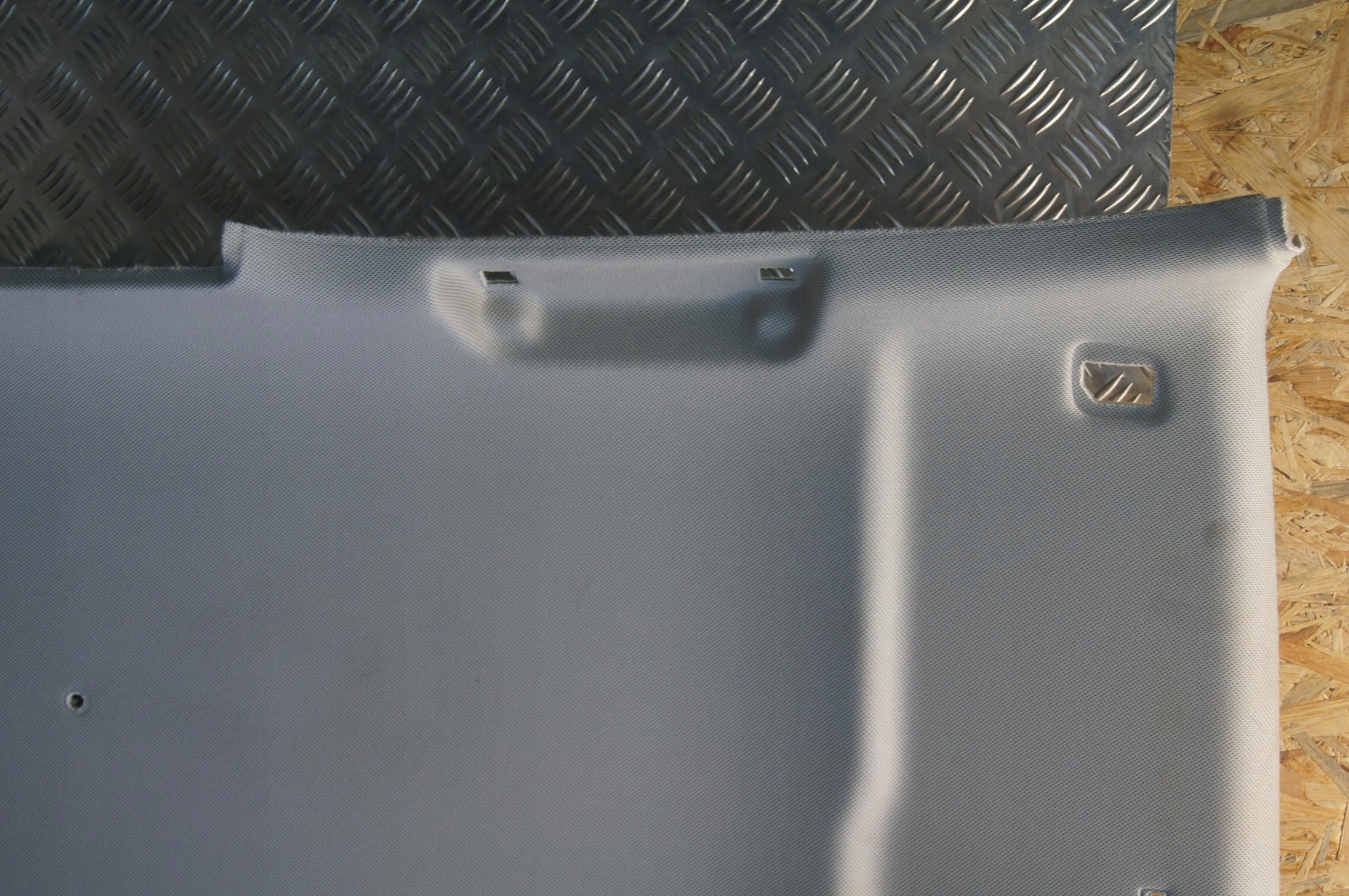 VW Amarok LIFT Podsufitka Numer katalogowy części -