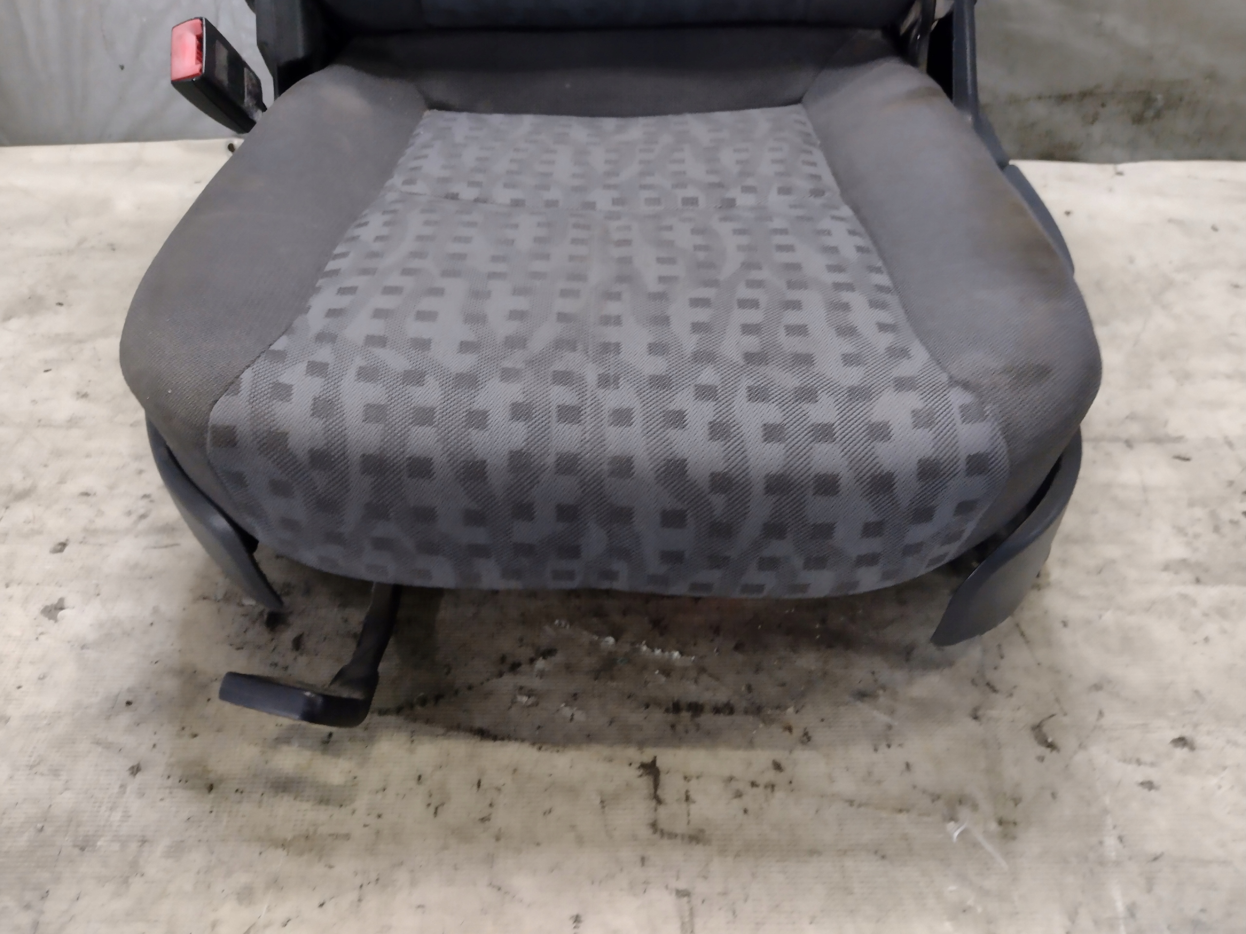 seat driver´s left front Mercedes Vaneo W414