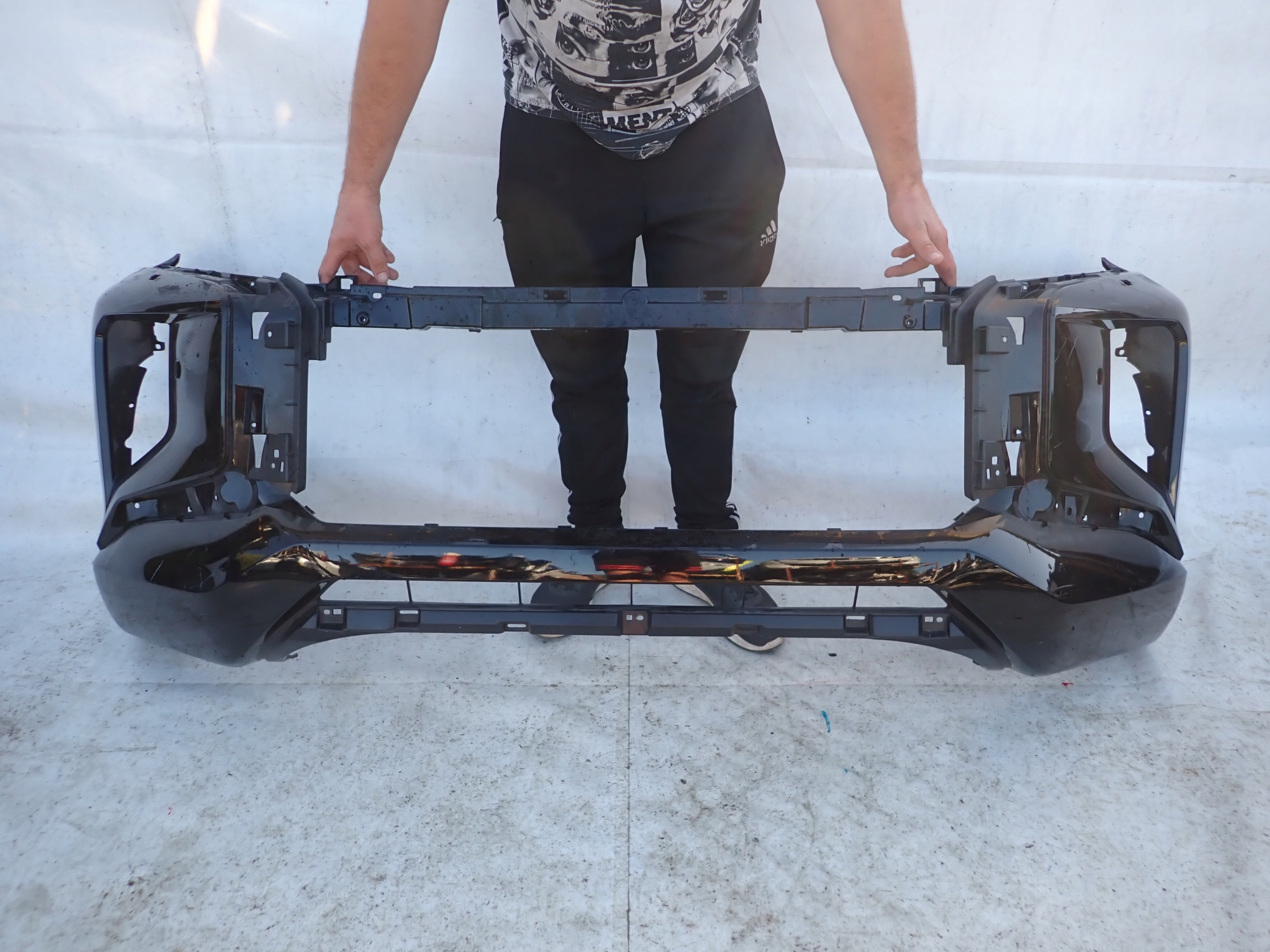 MITSUBISHI L200 V 5 LIFT 19- bumper front SPR PDC