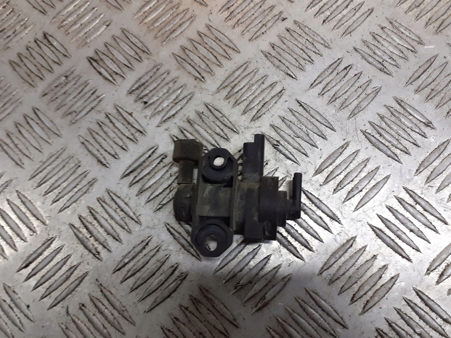 ZAWÓR PODCIŚNIENIA PEUGEOT 406 2.0 HDI 9628971180