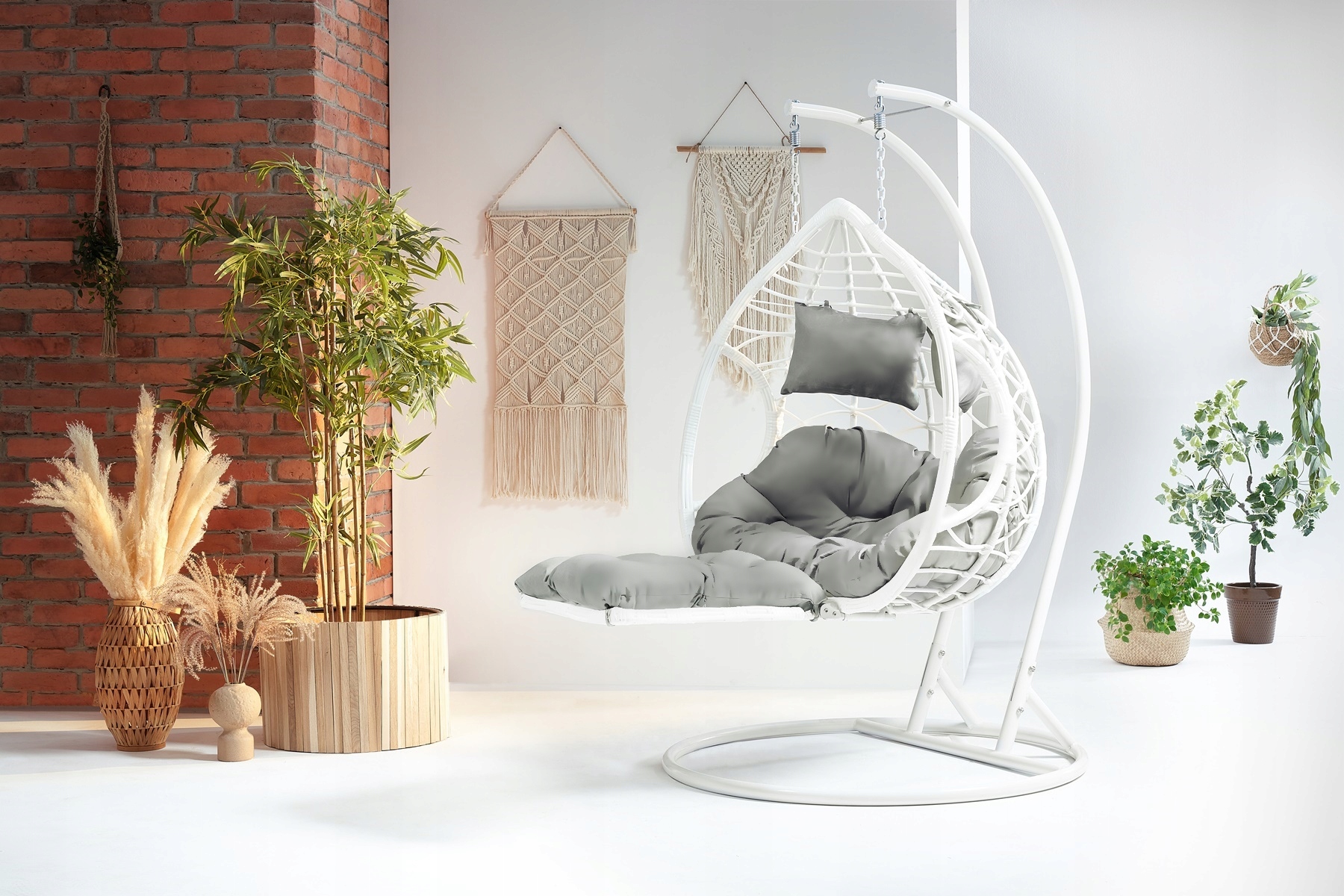 HUŚTAWKA FOTEL WISZĄCY Z PODNÓŻKIEM KOSZ SZARY Producent MAT-COMPANY