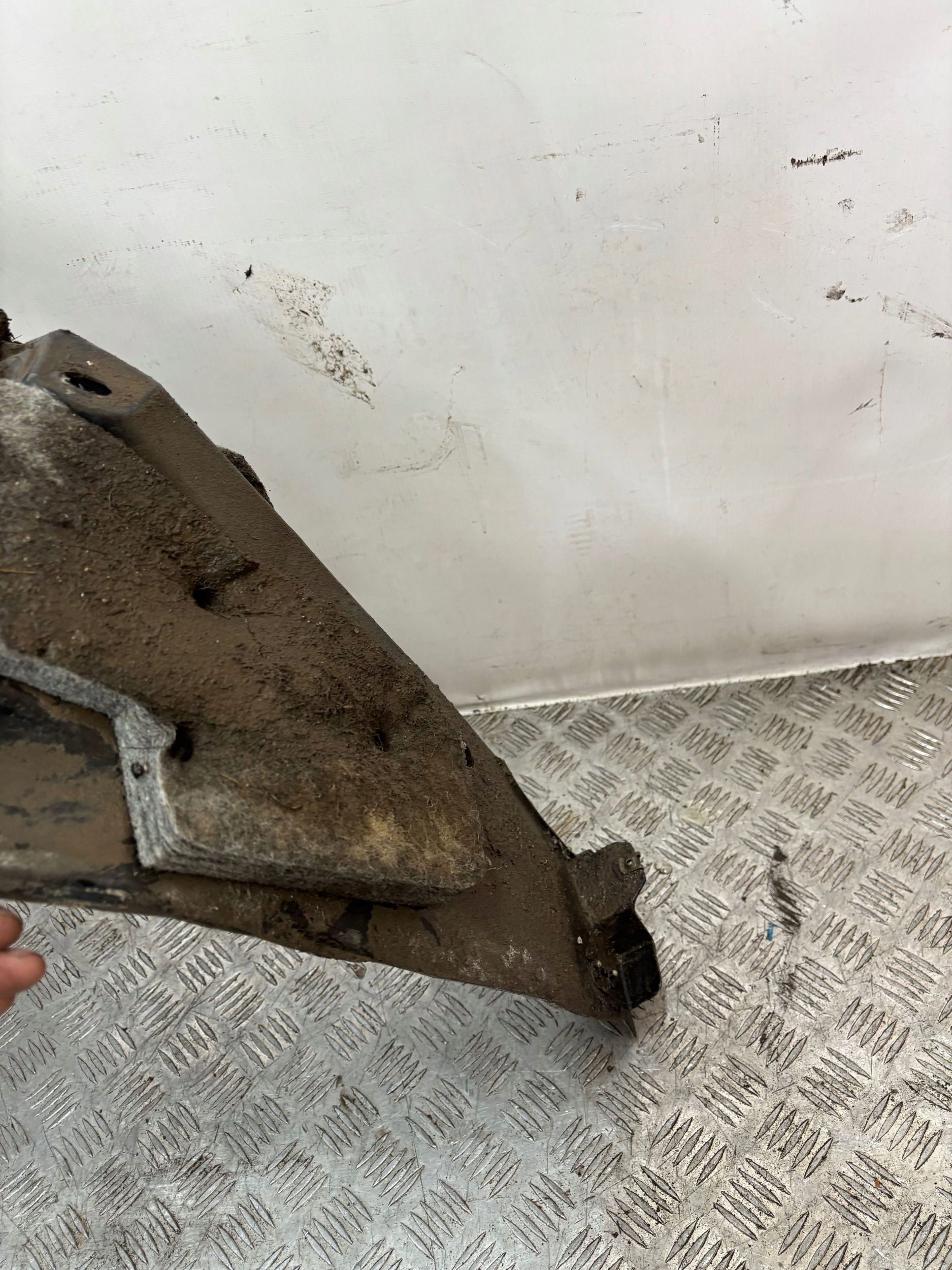 mudguard right rear. FIAT TIPO II KOMBI