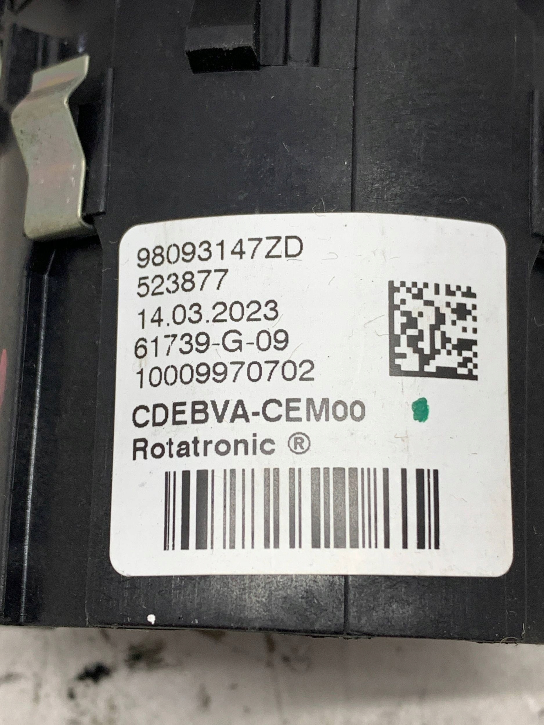 switch changes of the gear 98093147ZD OPEL VIVARO C (2019-) PROACE JUMPY