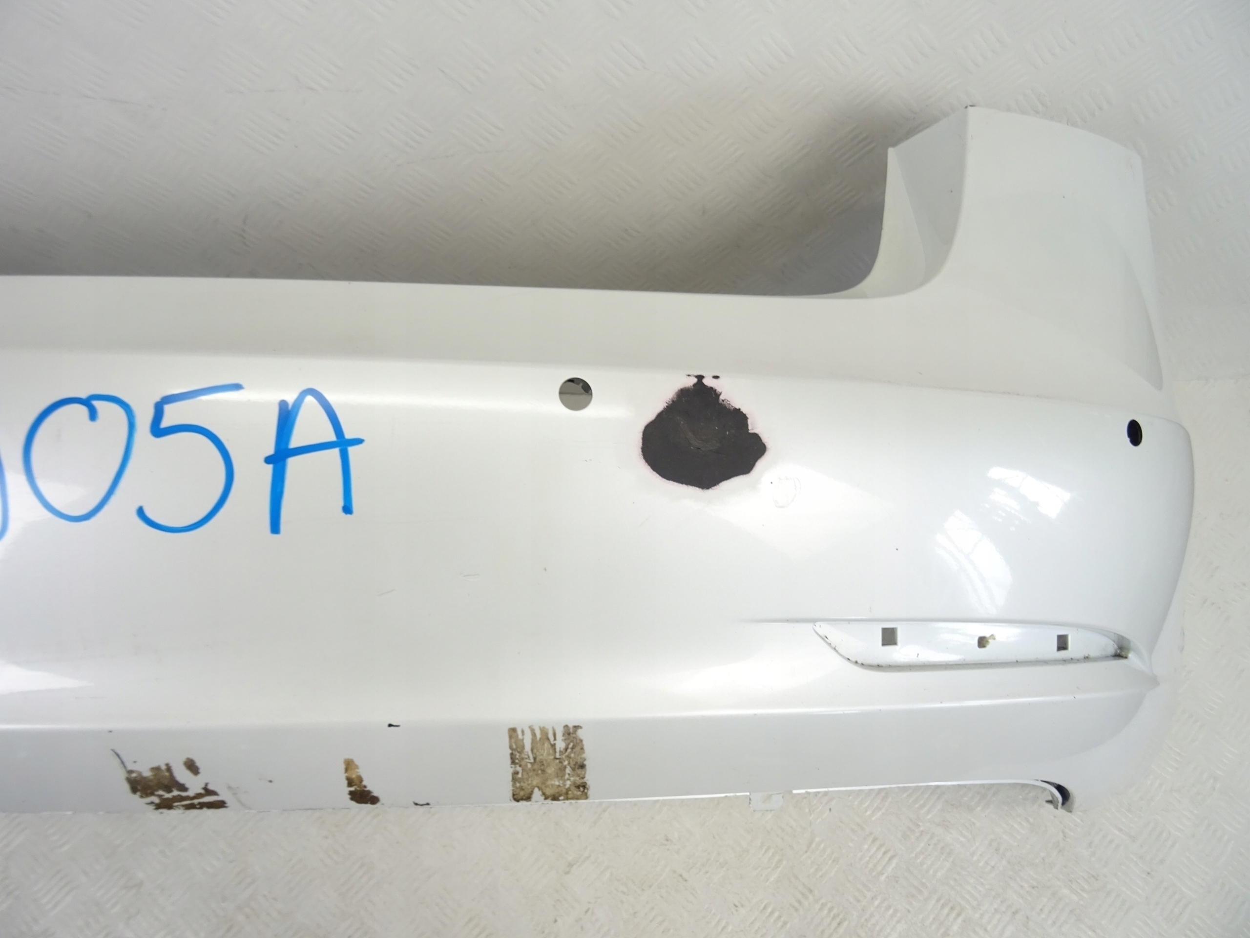 Tesla Model 3 lökhárító far hátsó