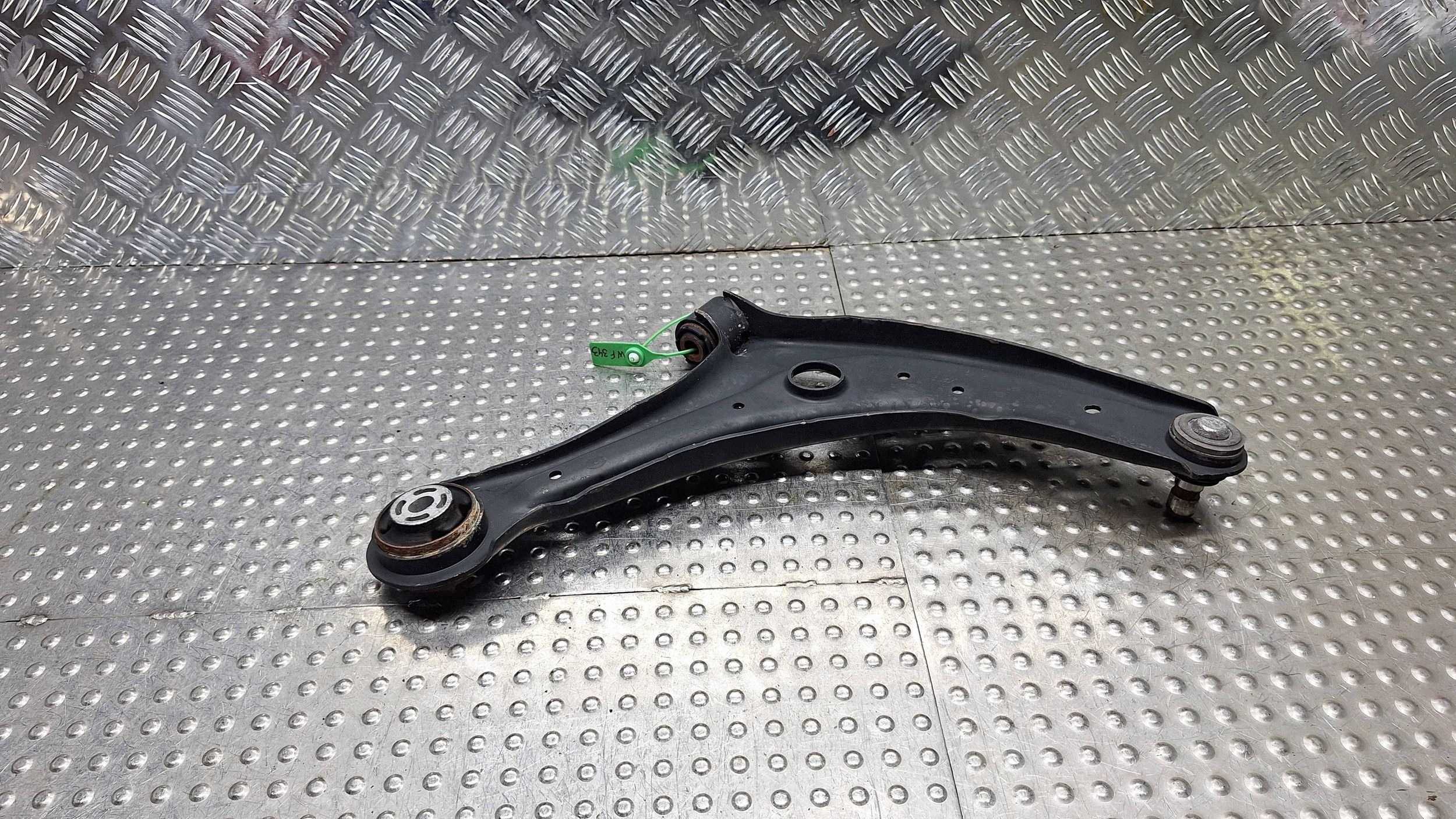 arm left front H1BC-3051L FORD FIESTA MK8
