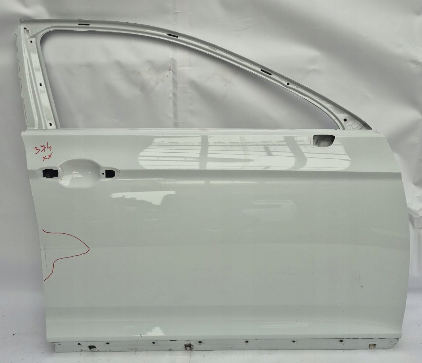 VW PASSAT B8 14-23 door front front right 3G0831312L