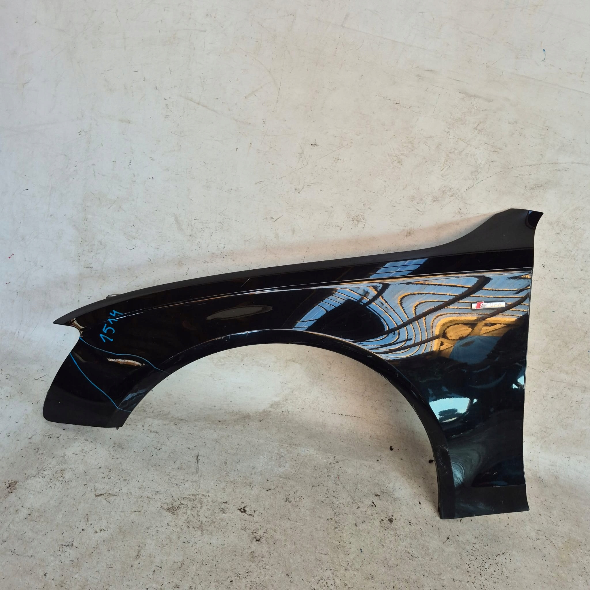 AUDI A4 B8 8K LIFT 11-15 fender front front left