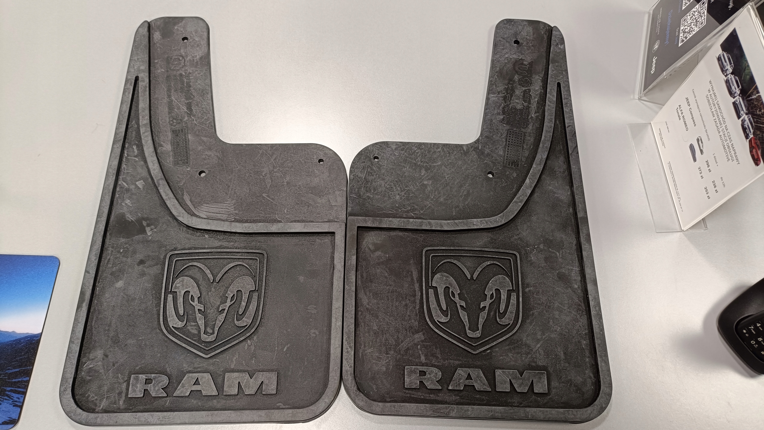 Chlapacze Tylne Dodge RAM 1500 DS Oryginalne Mopar