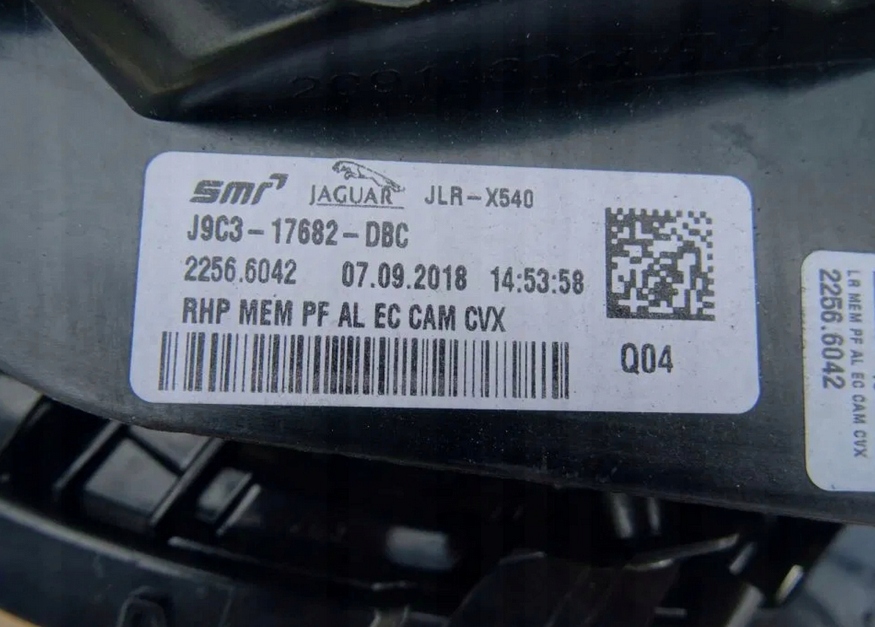 LUSTERKO JAGUAR E PACE PRAWE Kolor inny