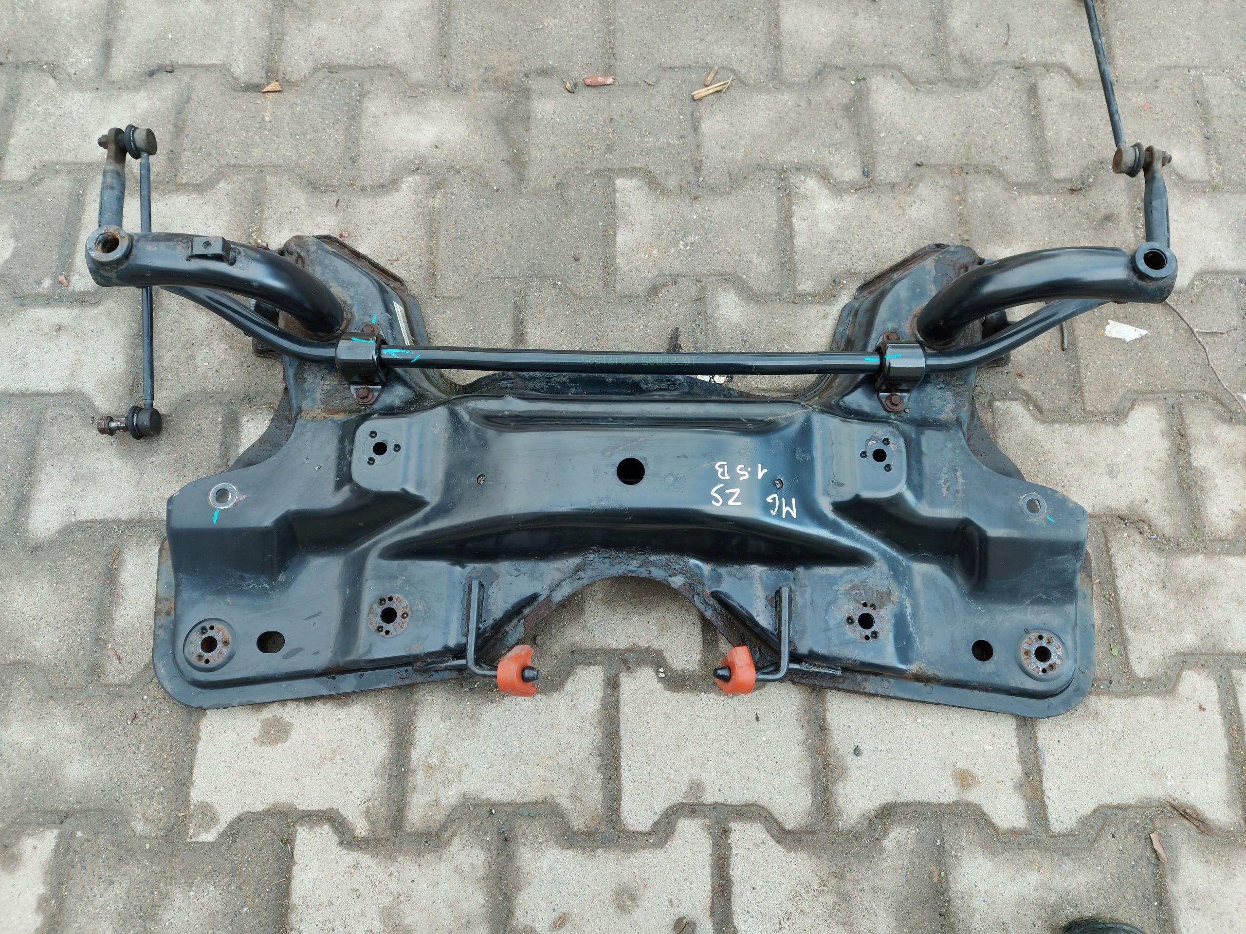 MG ZS 1.5B suspension beam of the engine front