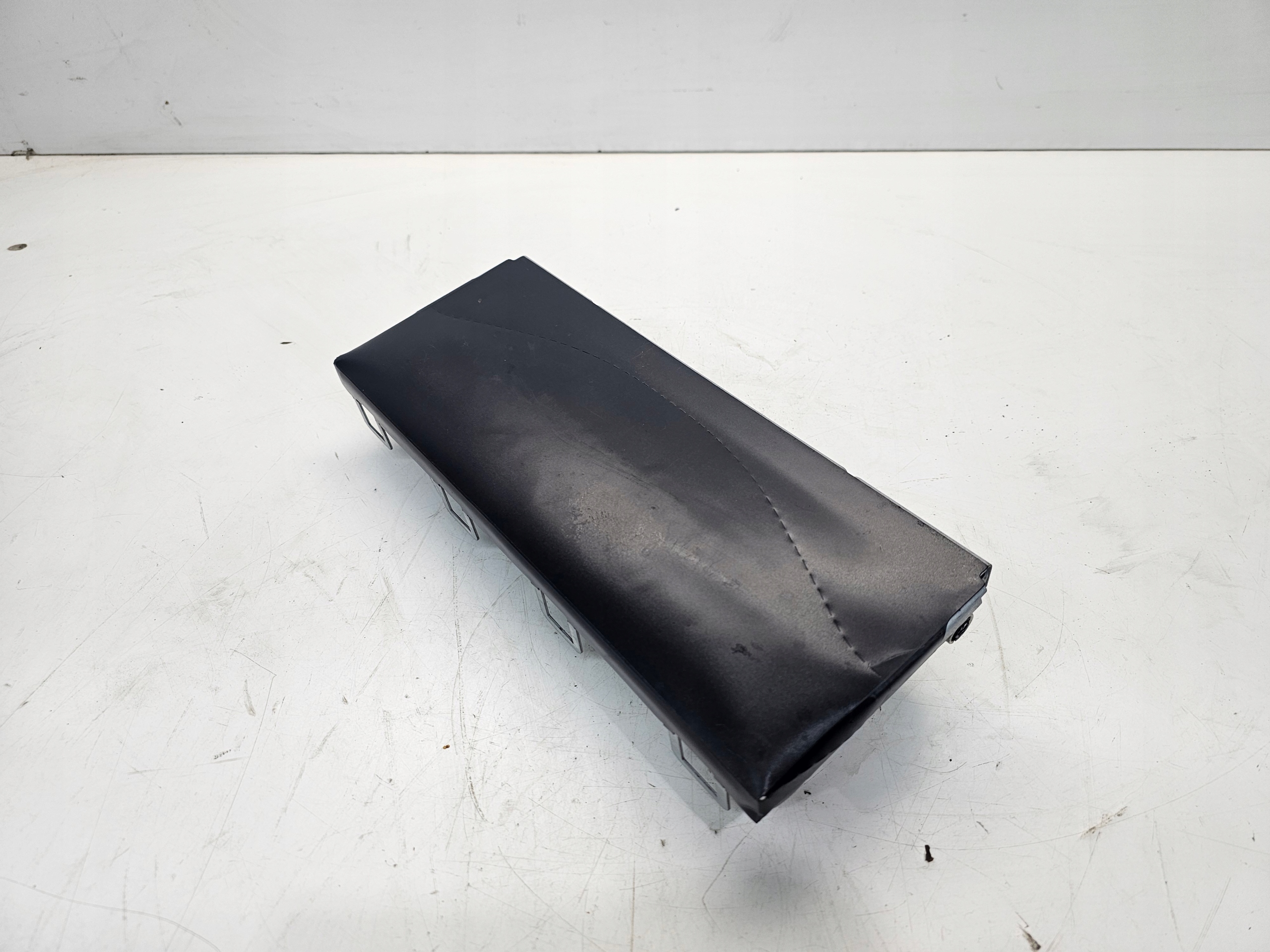 knee airbag AUDI A3 8V 8V2880841C