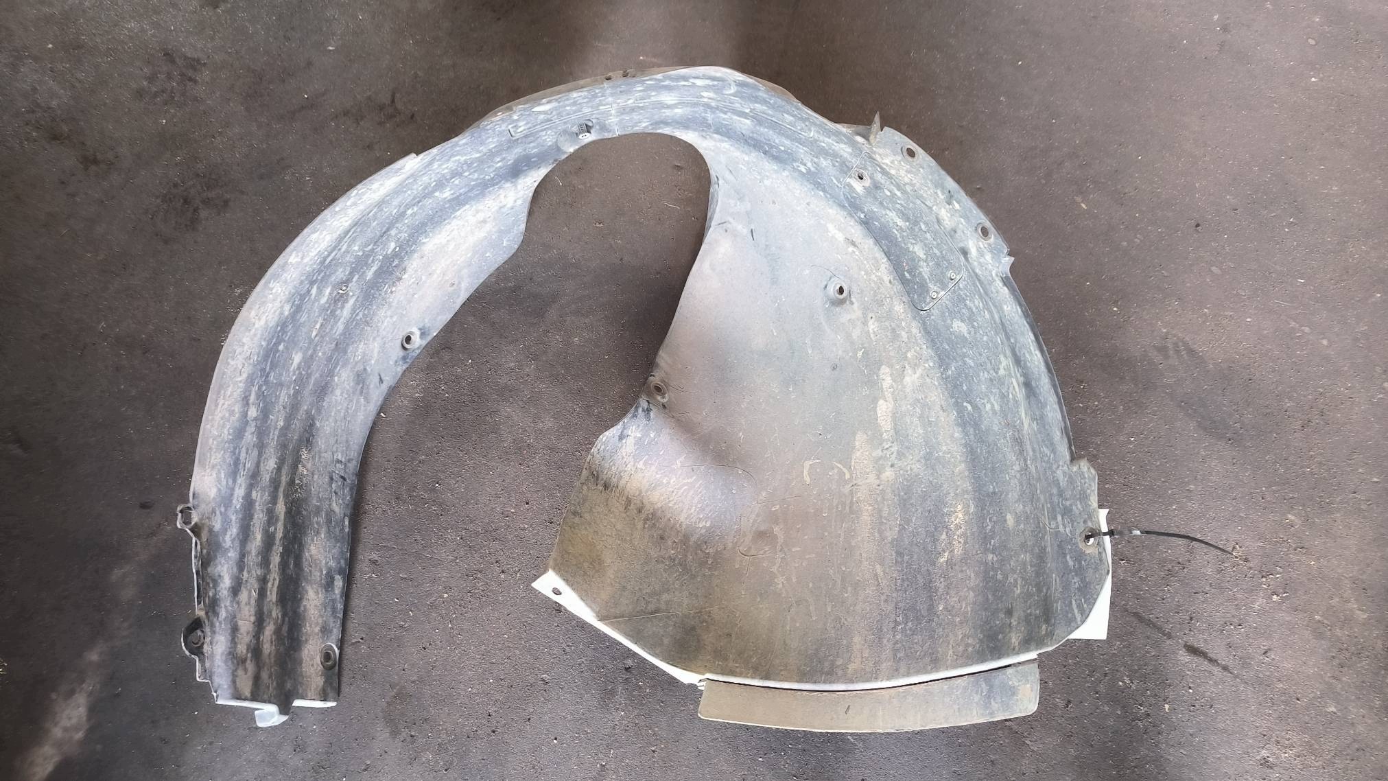 mudguard right front HYUNDAI KONA