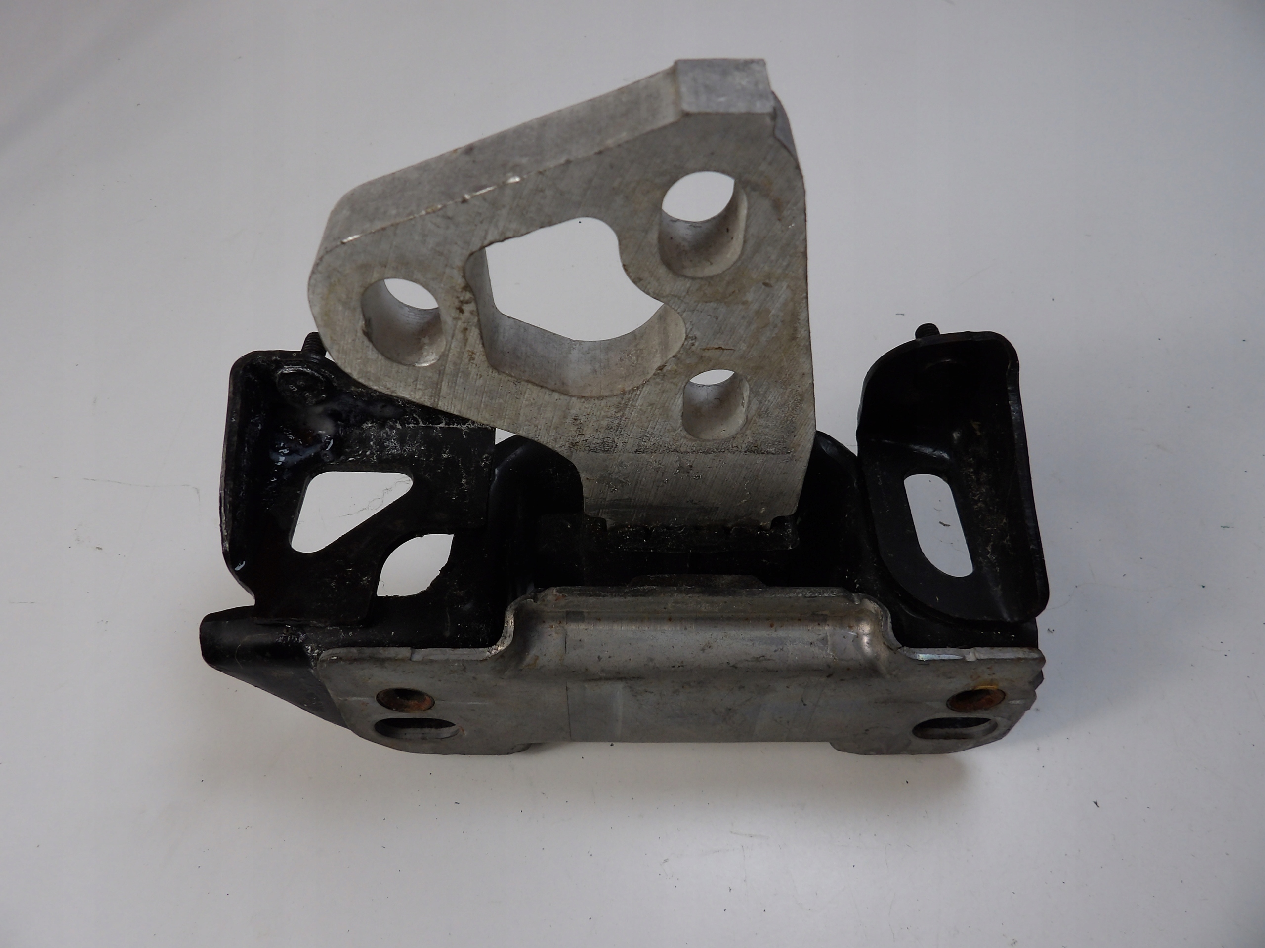FORD FIESTA MK7 LIFT 1.6 ST gearbox mount