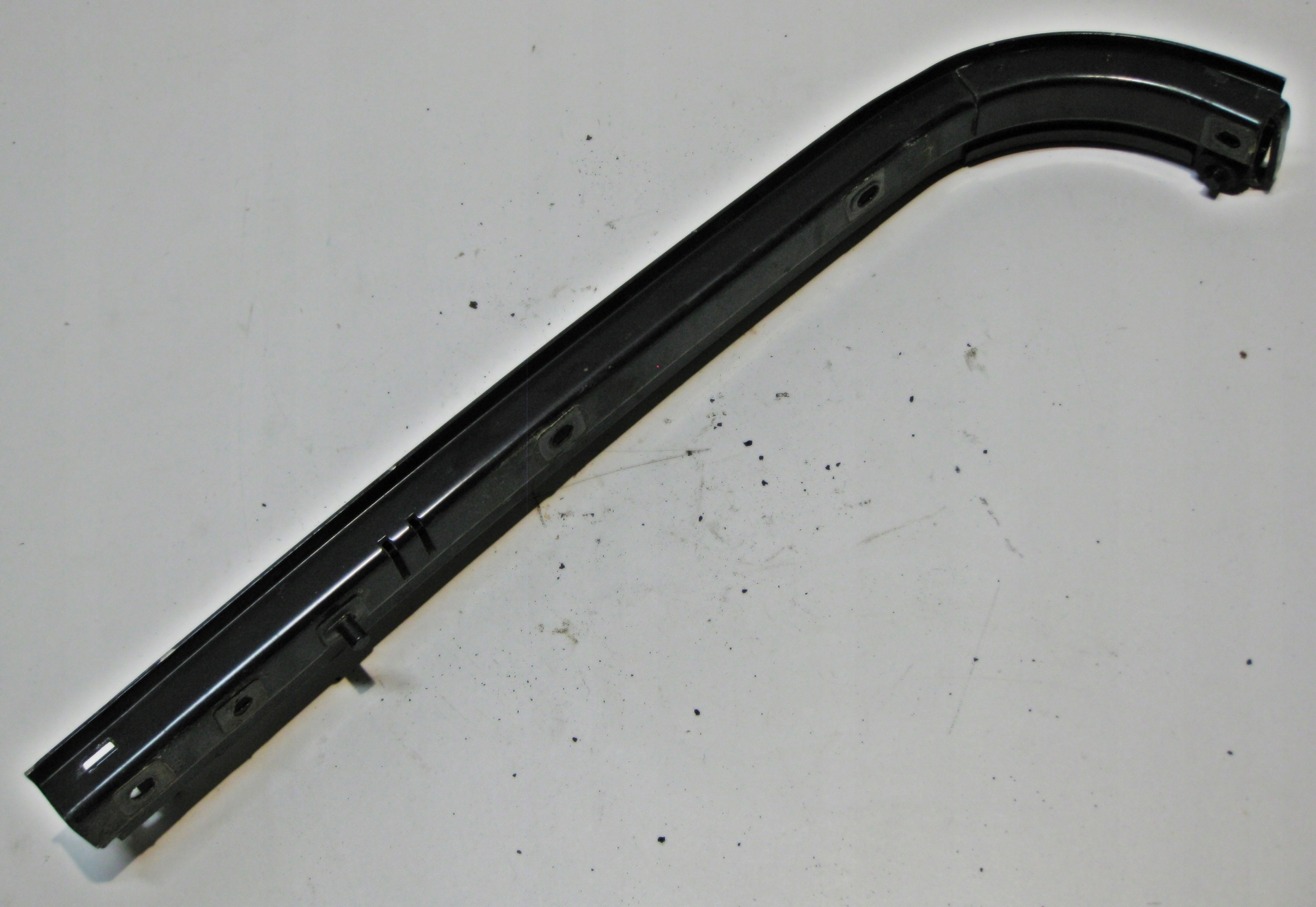 FORD B-MAX 13R 1.0EB PROWADNICA Schiene Tür gleitende rechts