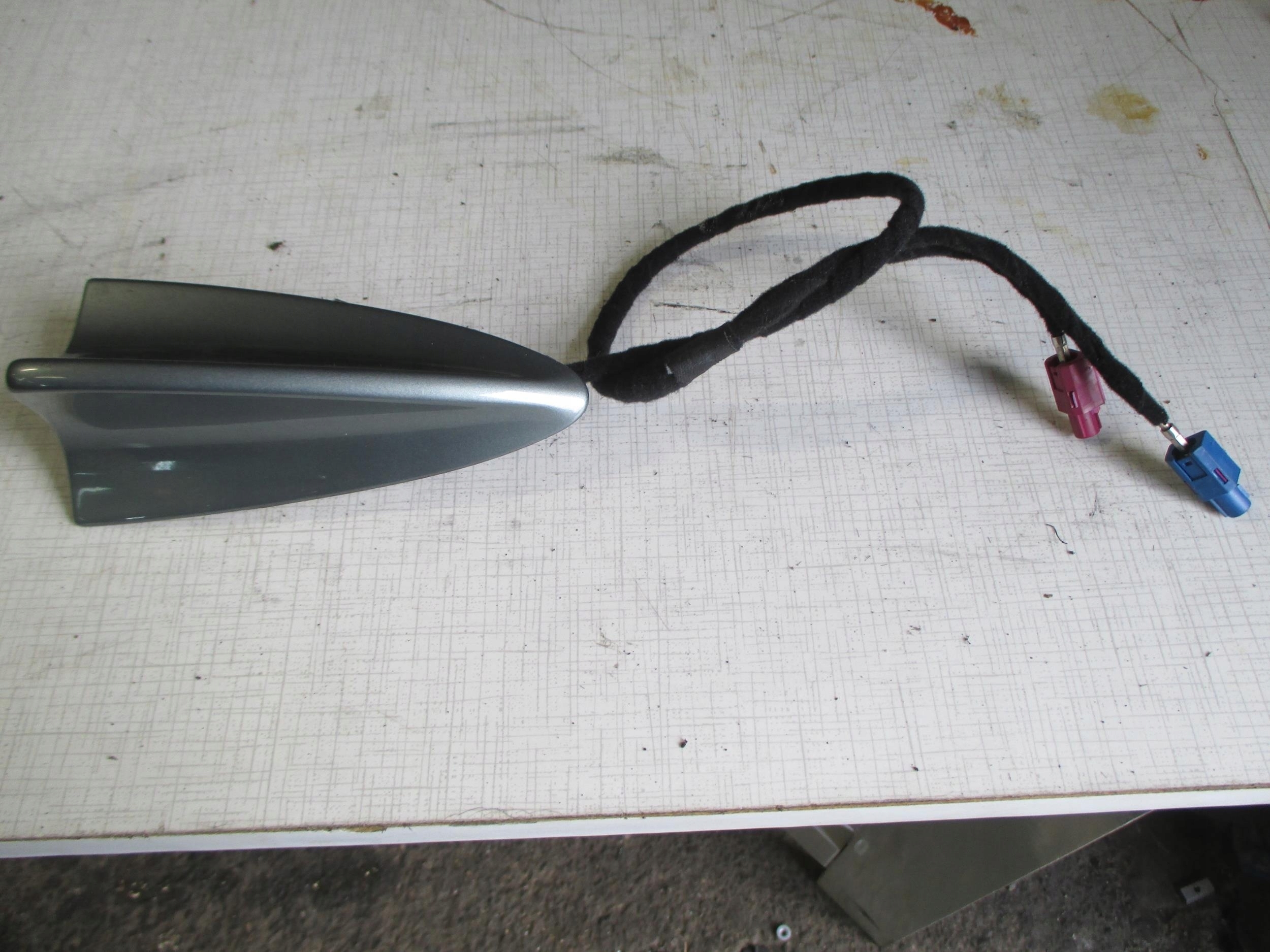 BMW E65 01-05 ANTENA LOTKA 6912249