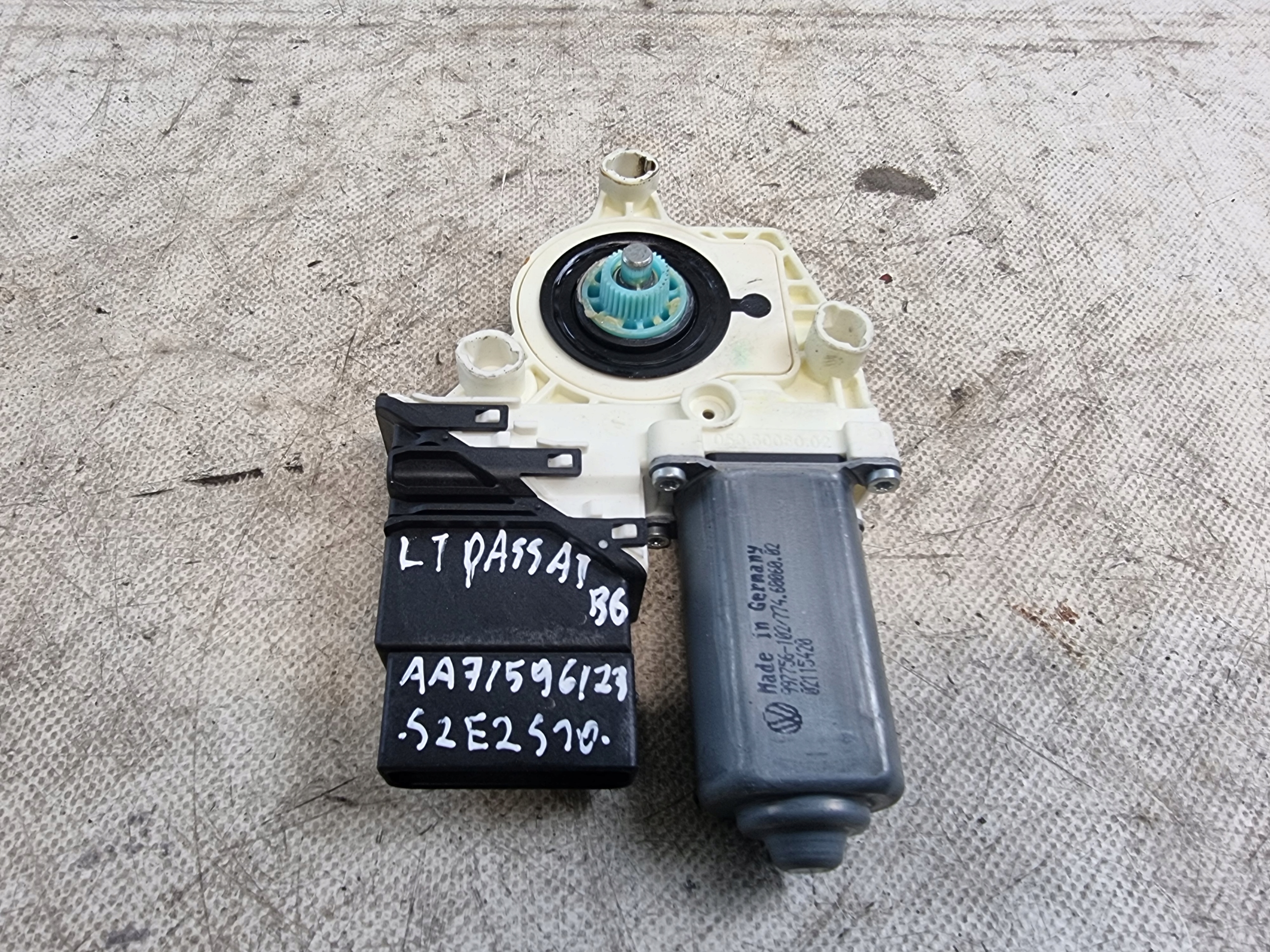 mini motor windows left rear part OE 3C9959703 VW PASSAT B6 06R