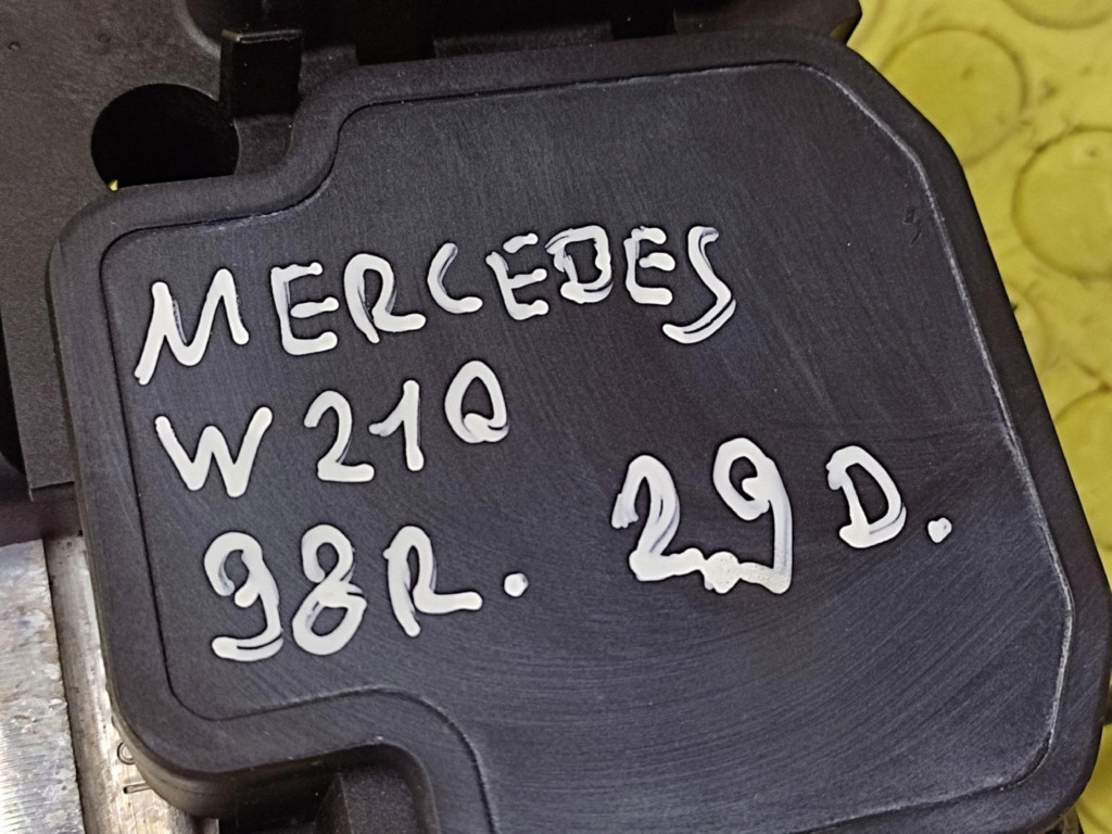 MERCEDES W210 2.9 D Pompa ABS 0265217401