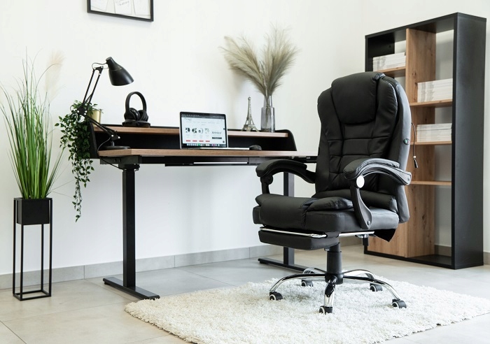 FOTEL BIUROWY OBROTOWY KRZESŁO BIUROWE MASAŻ PODNÓŻEK SIMO CZARNY + GRATIS Marka Artnico