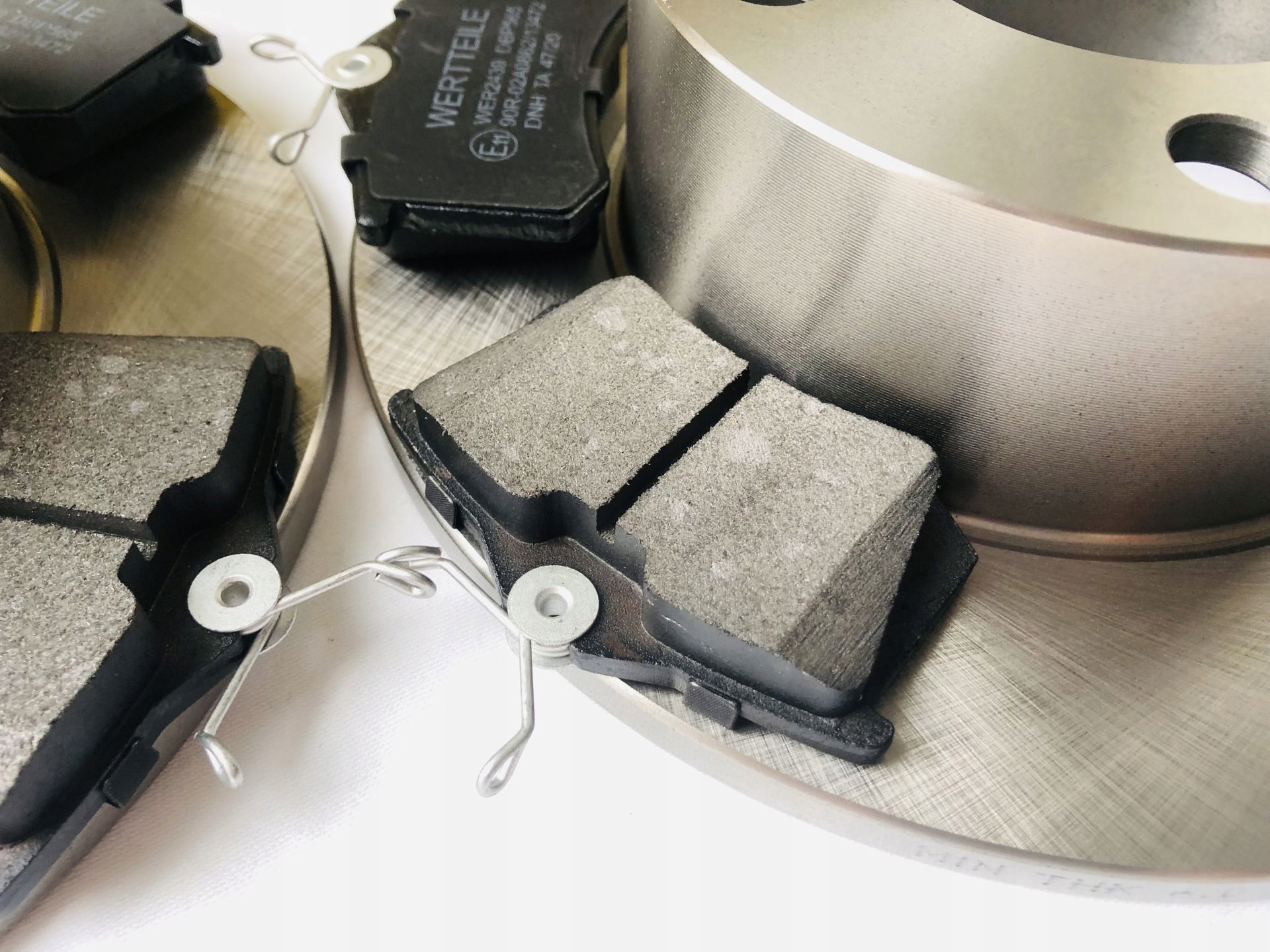 TARCZE KLOCKI TYL WERTTEILE AUDI 100 A6 C4 C5 Catalog Part Number WTD5636